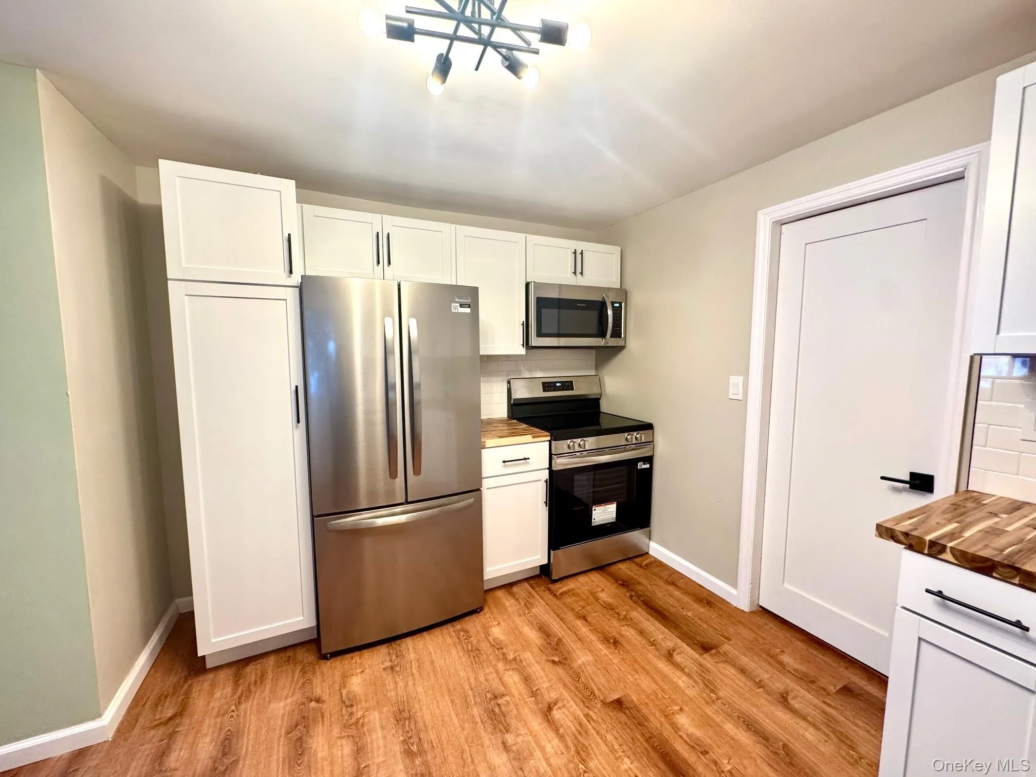 121 Main St, Rockland, NY, 3 Bedrooms Bedrooms, 6 Rooms Rooms,2 BathroomsBathrooms,Residential Lease,For Rent,Main St,0,967132 121 Main St, Rockland, NY, 3 Bedrooms Bedrooms, 6 Rooms Rooms,2 BathroomsBathrooms,Residential Lease,For Rent,Main St,0,967132