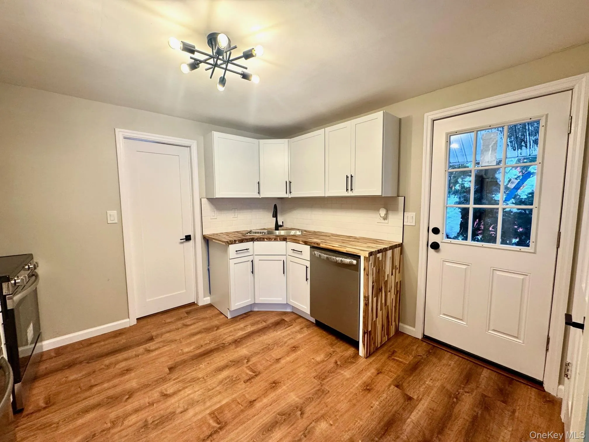 121 Main St, Rockland, NY, 3 Bedrooms Bedrooms, 6 Rooms Rooms,2 BathroomsBathrooms,Residential Lease,For Rent,Main St,0,967132 121 Main St, Rockland, NY, 3 Bedrooms Bedrooms, 6 Rooms Rooms,2 BathroomsBathrooms,Residential Lease,For Rent,Main St,0,967132