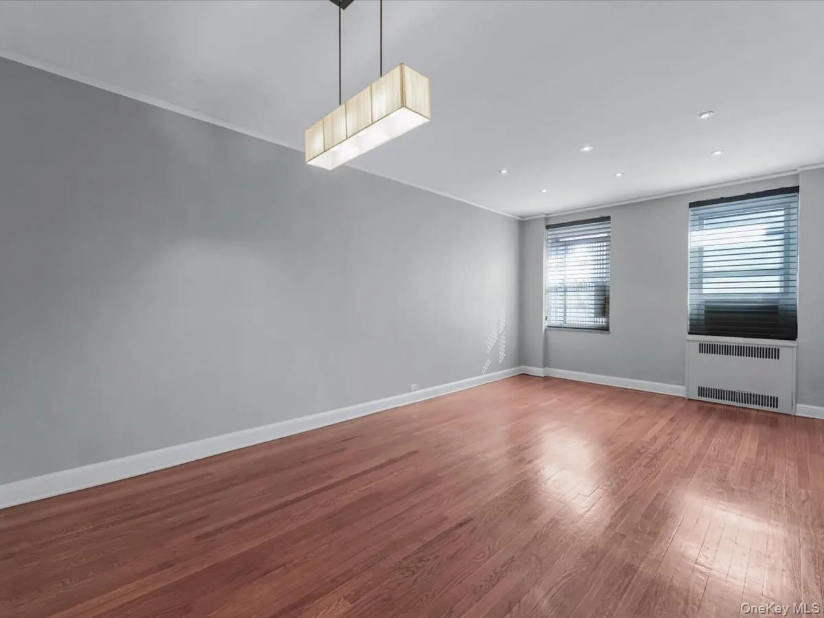 34-20 79th Street, New York, NY, 3 Bedrooms Bedrooms, 7 Rooms Rooms,2 BathroomsBathrooms,Residential,For Rent,79th,0,967139 34-20 79th Street, New York, NY, 3 Bedrooms Bedrooms, 7 Rooms Rooms,2 BathroomsBathrooms,Residential,For Rent,79th,0,967139