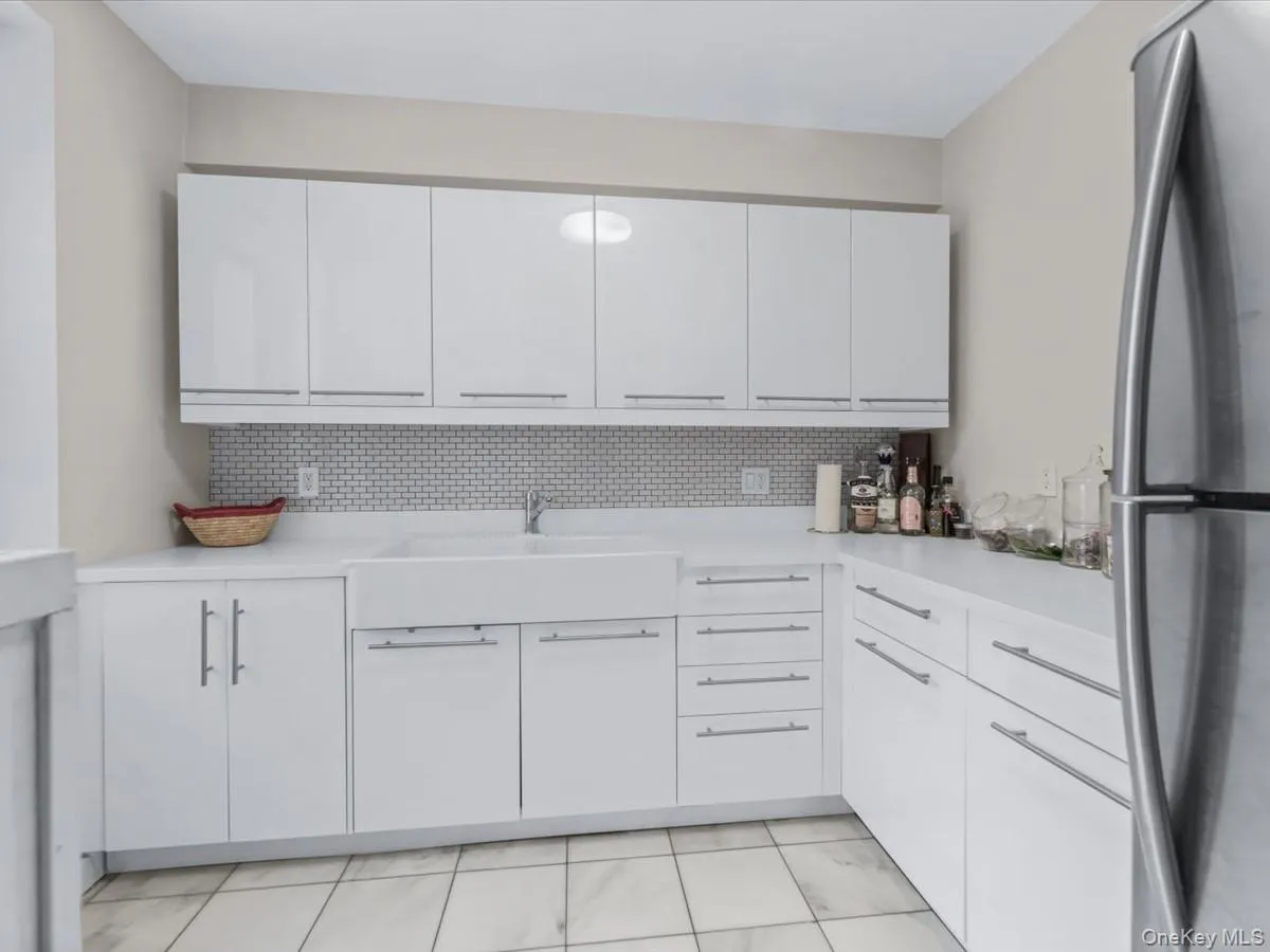 34-20 79th Street, New York, NY, 3 Bedrooms Bedrooms, 7 Rooms Rooms,2 BathroomsBathrooms,Residential,For Rent,79th,0,967139 34-20 79th Street, New York, NY, 3 Bedrooms Bedrooms, 7 Rooms Rooms,2 BathroomsBathrooms,Residential,For Rent,79th,0,967139