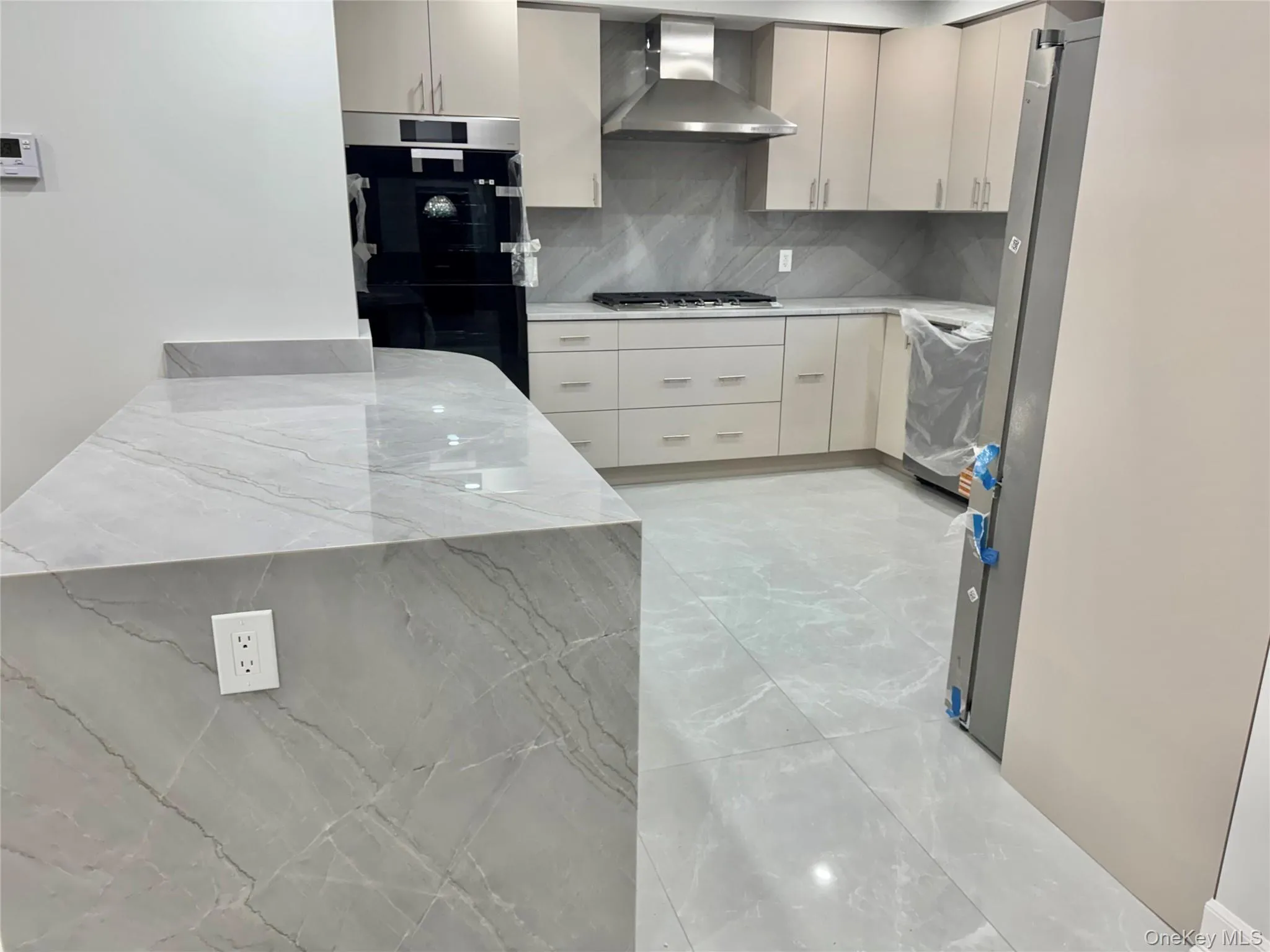 32 Berkshire Road, North Hempstead, NY, 5 Bedrooms Bedrooms, 12 Rooms Rooms,3 BathroomsBathrooms,Residential Lease,For Rent,Berkshire,0,967154 32 Berkshire Road, North Hempstead, NY, 5 Bedrooms Bedrooms, 12 Rooms Rooms,3 BathroomsBathrooms,Residential Lease,For Rent,Berkshire,0,967154