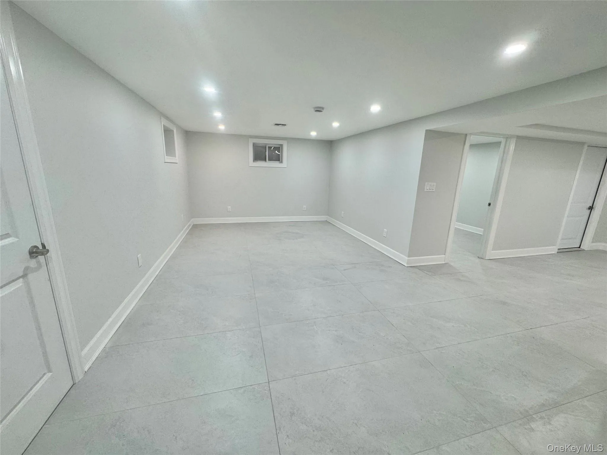 32 Berkshire Road, North Hempstead, NY, 5 Bedrooms Bedrooms, 12 Rooms Rooms,3 BathroomsBathrooms,Residential Lease,For Rent,Berkshire,0,967154 32 Berkshire Road, North Hempstead, NY, 5 Bedrooms Bedrooms, 12 Rooms Rooms,3 BathroomsBathrooms,Residential Lease,For Rent,Berkshire,0,967154