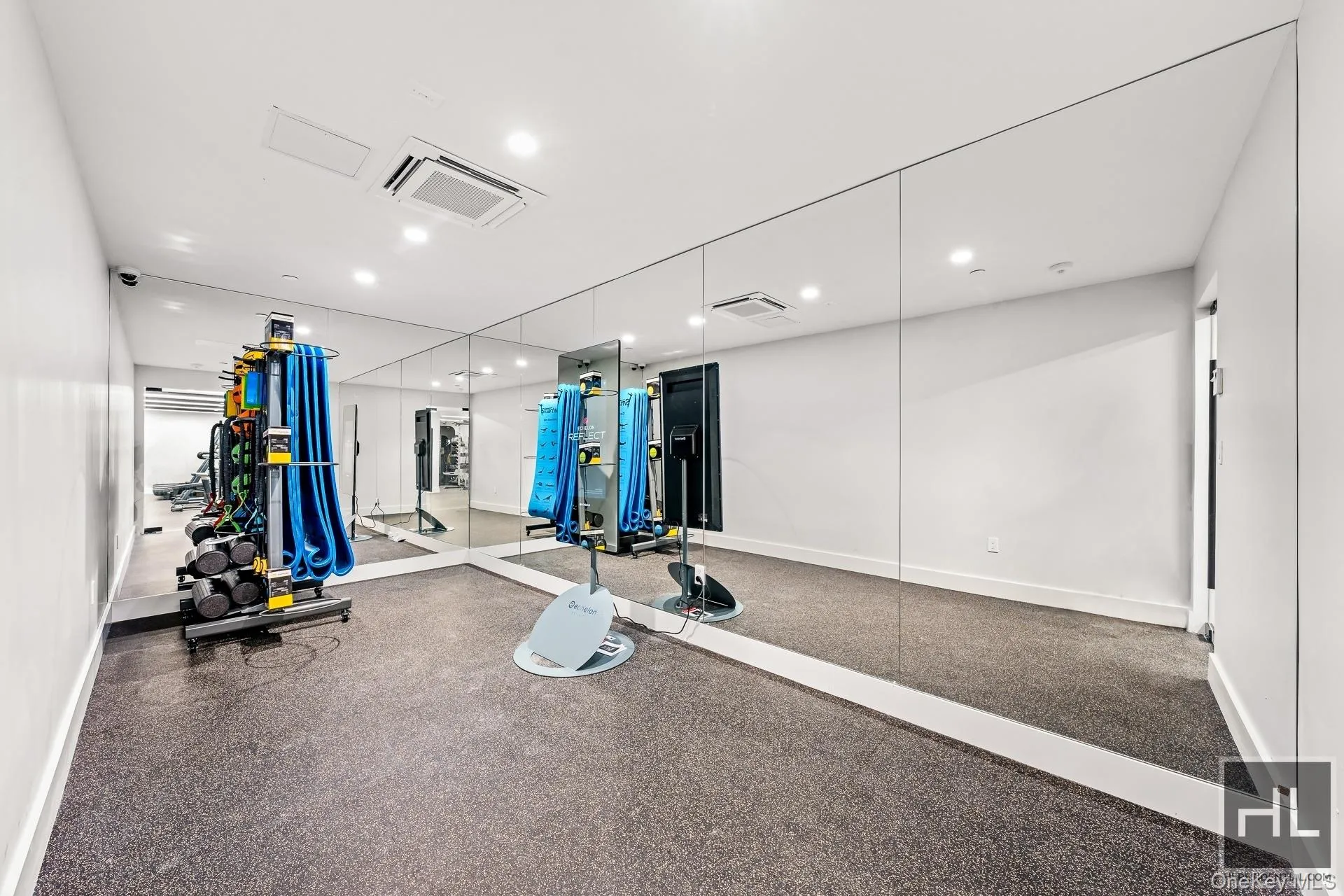 91 Bruckner Boulevard, New York, NY, 1 Bedroom Bedrooms, 4 Rooms Rooms,2 BathroomsBathrooms,Residential Lease,For Rent,Bruckner,0,967160 91 Bruckner Boulevard, New York, NY, 1 Bedroom Bedrooms, 4 Rooms Rooms,2 BathroomsBathrooms,Residential Lease,For Rent,Bruckner,0,967160