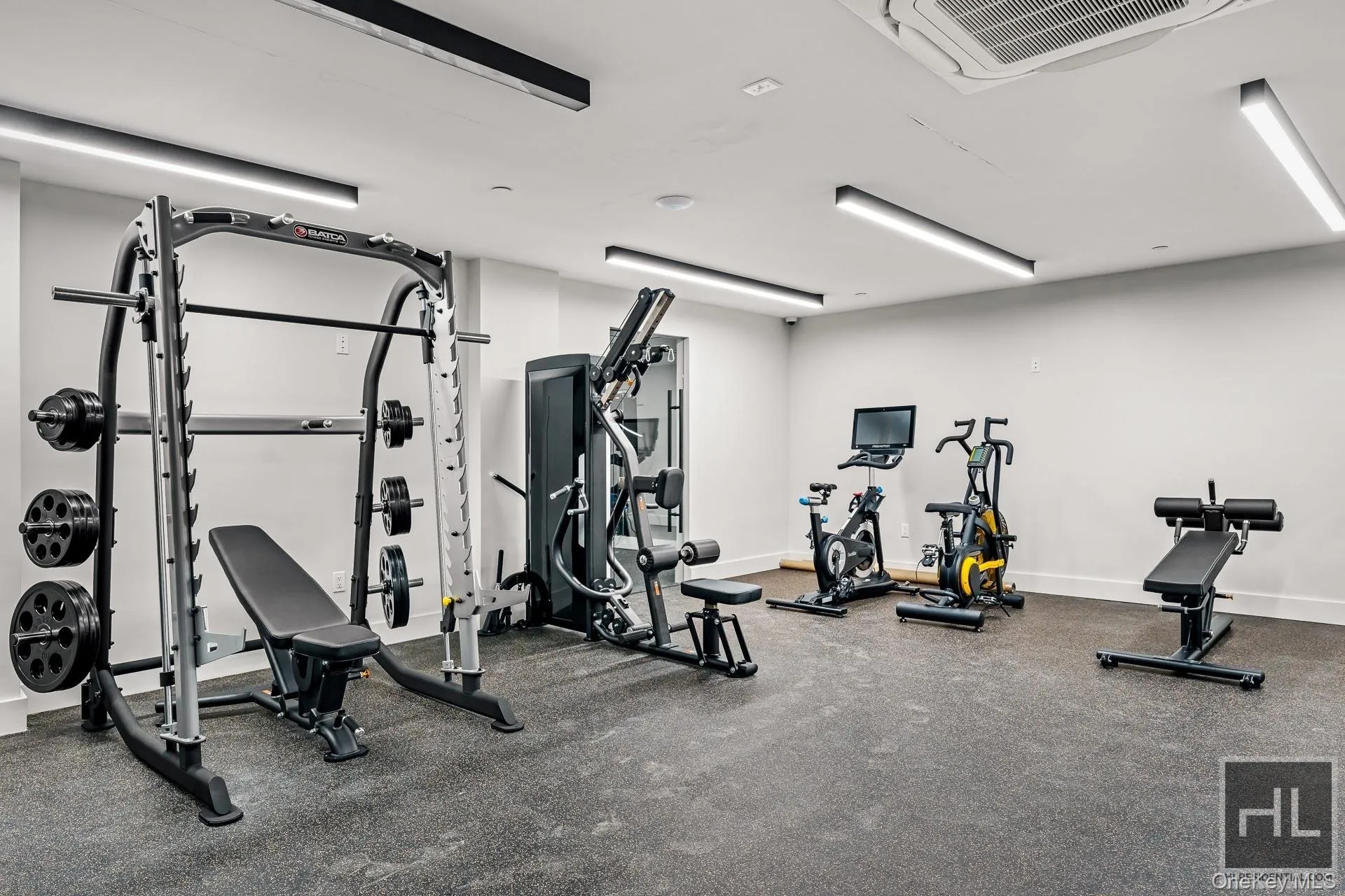 91 Bruckner Boulevard, New York, NY, 1 Bedroom Bedrooms, 4 Rooms Rooms,2 BathroomsBathrooms,Residential Lease,For Rent,Bruckner,0,967160 91 Bruckner Boulevard, New York, NY, 1 Bedroom Bedrooms, 4 Rooms Rooms,2 BathroomsBathrooms,Residential Lease,For Rent,Bruckner,0,967160