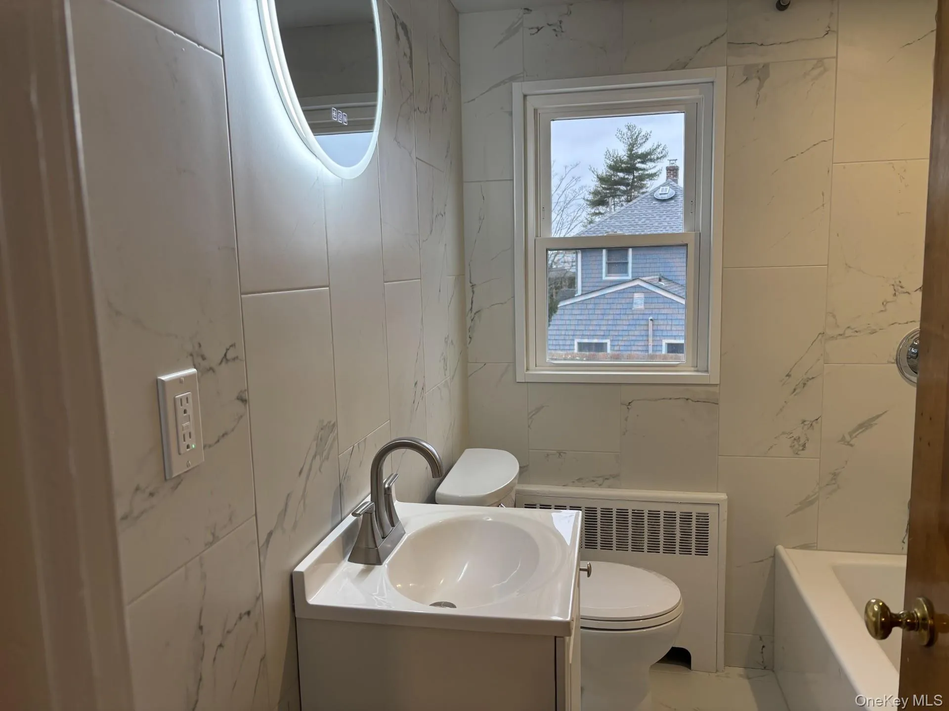 12 Smith Street, Glen Cove, NY, 1 Bedroom Bedrooms, 3 Rooms Rooms,1 BathroomBathrooms,Residential Lease,For Rent,Smith,0,967162 12 Smith Street, Glen Cove, NY, 1 Bedroom Bedrooms, 3 Rooms Rooms,1 BathroomBathrooms,Residential Lease,For Rent,Smith,0,967162