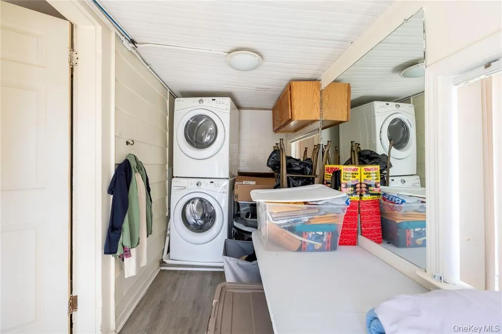 239 Main Street, Cornwall, NY, 1 Bedroom Bedrooms, 6 Rooms Rooms,1 BathroomBathrooms,Residential Lease,For Rent,Main,0,967179 239 Main Street, Cornwall, NY, 1 Bedroom Bedrooms, 6 Rooms Rooms,1 BathroomBathrooms,Residential Lease,For Rent,Main,0,967179