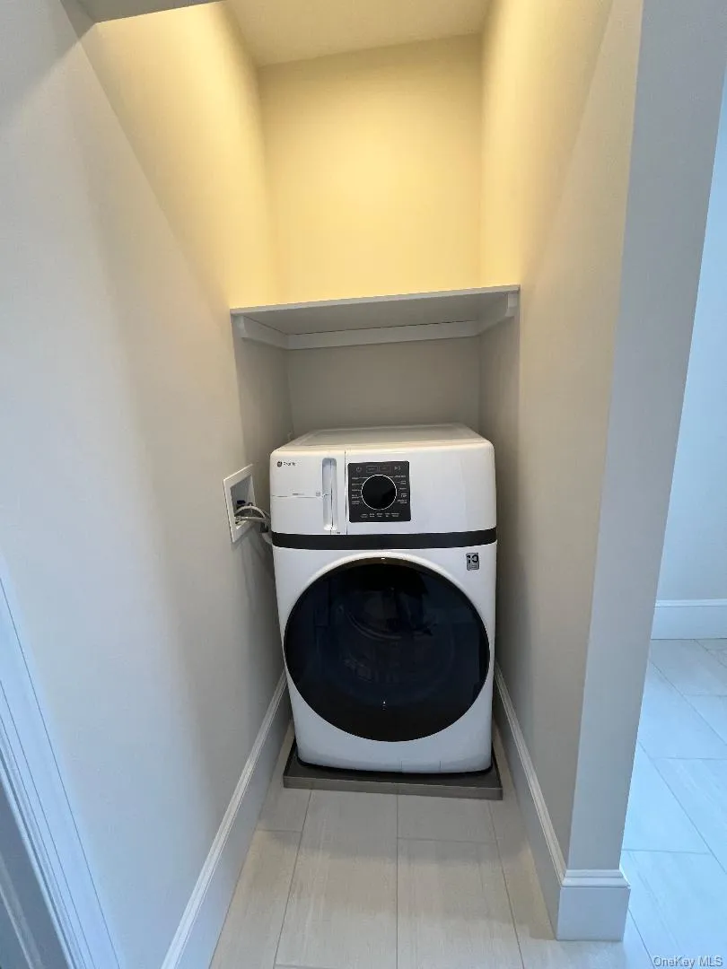 For your convenience this unit is equipped with a dual washer and dryer. For your convenience this unit is equipped with a dual washer and dryer.