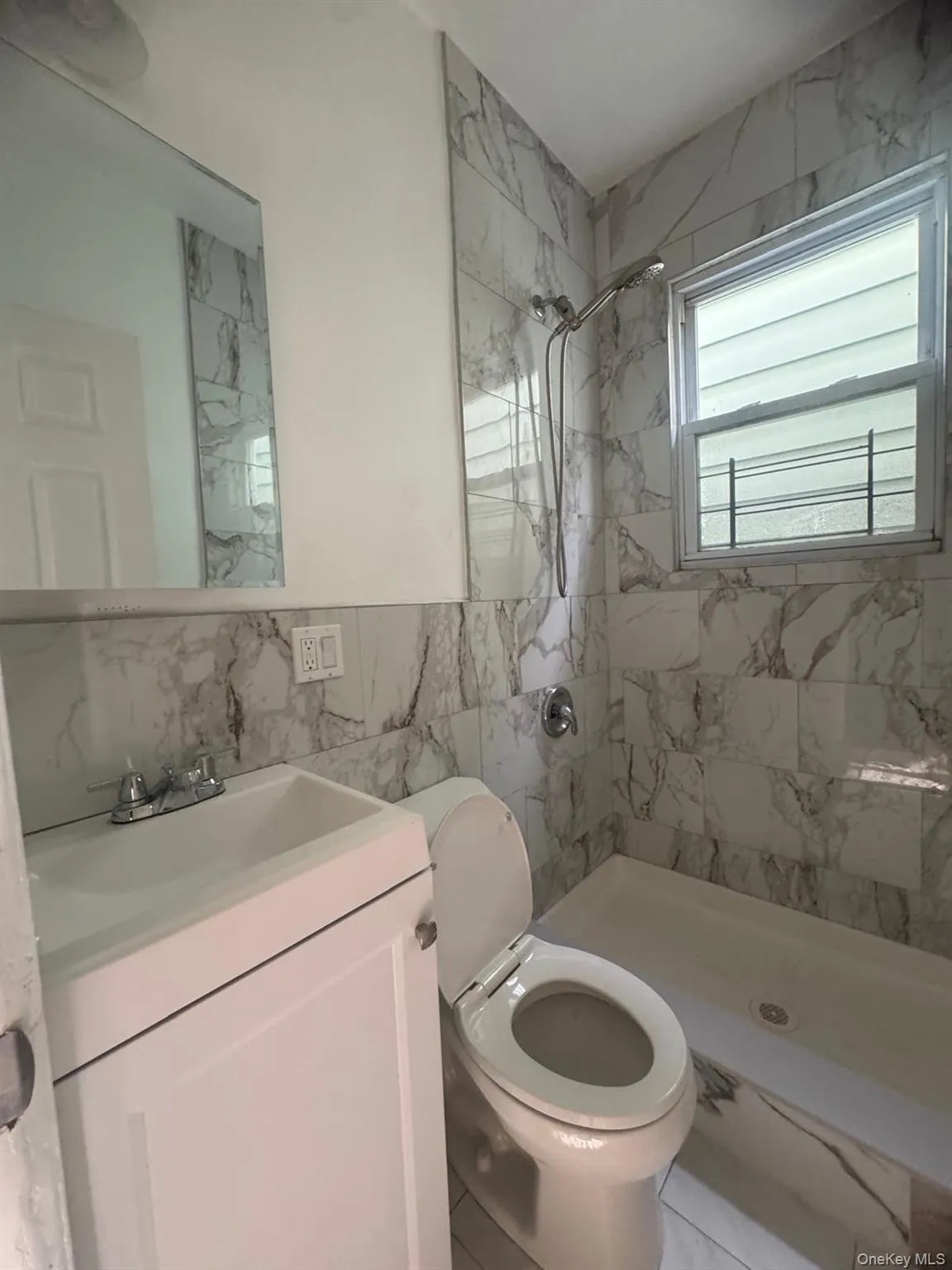 141 Voss Avenue, Yonkers, NY, 3 Bedrooms Bedrooms, 5 Rooms Rooms,1 BathroomBathrooms,Residential Lease,For Rent,Voss,0,967247 141 Voss Avenue, Yonkers, NY, 3 Bedrooms Bedrooms, 5 Rooms Rooms,1 BathroomBathrooms,Residential Lease,For Rent,Voss,0,967247