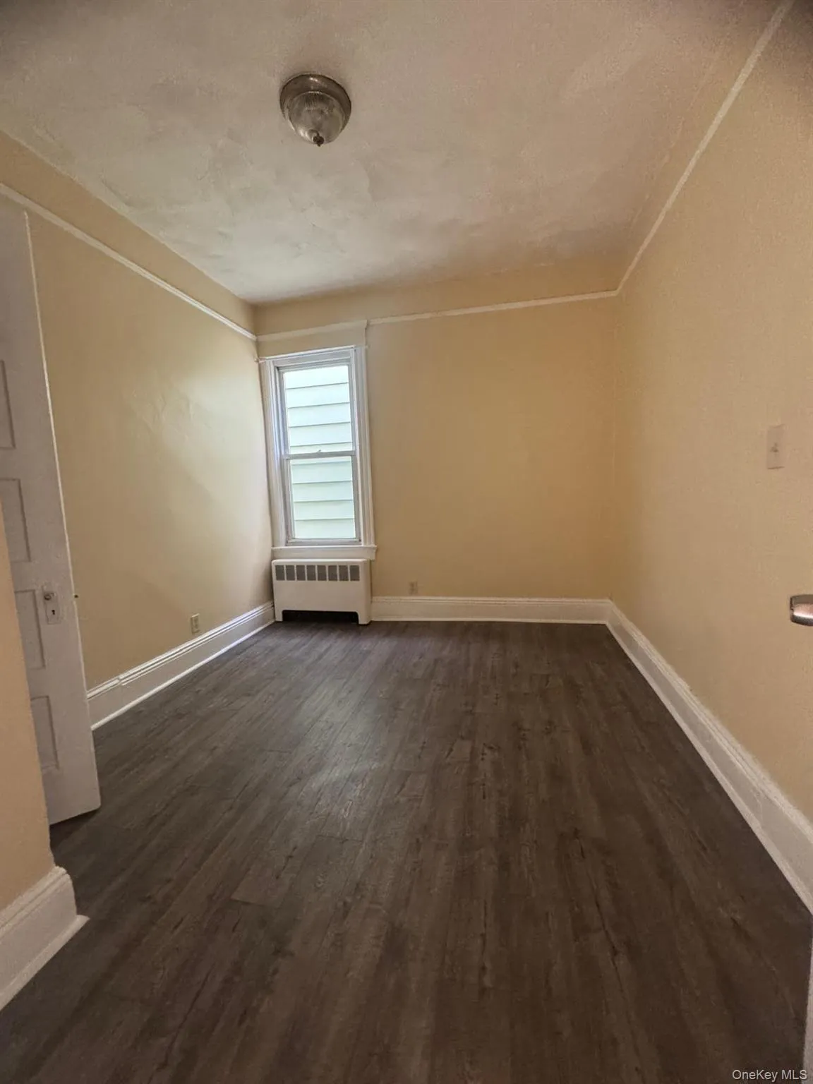 141 Voss Avenue, Yonkers, NY, 3 Bedrooms Bedrooms, 5 Rooms Rooms,1 BathroomBathrooms,Residential Lease,For Rent,Voss,0,967247 141 Voss Avenue, Yonkers, NY, 3 Bedrooms Bedrooms, 5 Rooms Rooms,1 BathroomBathrooms,Residential Lease,For Rent,Voss,0,967247