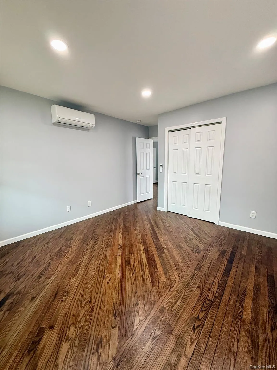 2nd Bedroom 2nd Bedroom