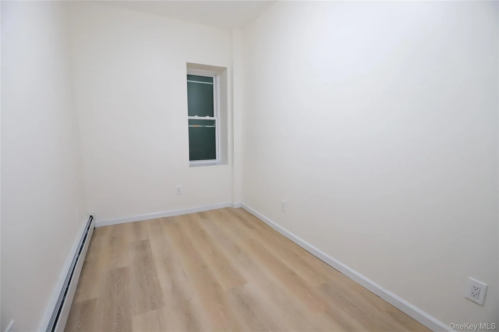 99-11 39th Avenue, New York, NY, 3 Bedrooms Bedrooms, 5 Rooms Rooms,1 BathroomBathrooms,Residential Lease,For Rent,39th,0,967261 99-11 39th Avenue, New York, NY, 3 Bedrooms Bedrooms, 5 Rooms Rooms,1 BathroomBathrooms,Residential Lease,For Rent,39th,0,967261