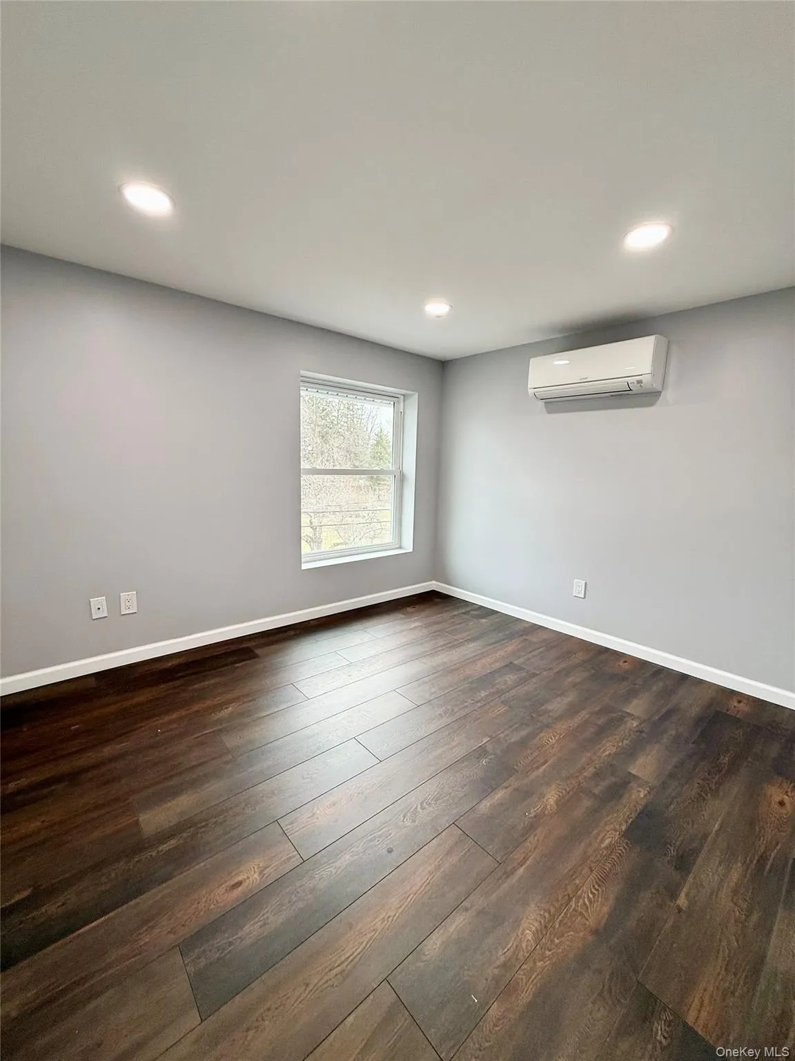 19 Lee Avenue, Stony Point, NY, 2 Bedrooms Bedrooms, 4 Rooms Rooms,1 BathroomBathrooms,Residential Lease,For Rent,Lee,0,967271 19 Lee Avenue, Stony Point, NY, 2 Bedrooms Bedrooms, 4 Rooms Rooms,1 BathroomBathrooms,Residential Lease,For Rent,Lee,0,967271