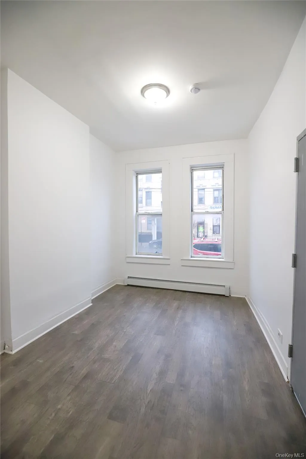 72-08 Forest Avenue, New York, NY, 3 Bedrooms Bedrooms, 5 Rooms Rooms,1 BathroomBathrooms,Residential Lease,For Rent,Forest,0,967279 72-08 Forest Avenue, New York, NY, 3 Bedrooms Bedrooms, 5 Rooms Rooms,1 BathroomBathrooms,Residential Lease,For Rent,Forest,0,967279