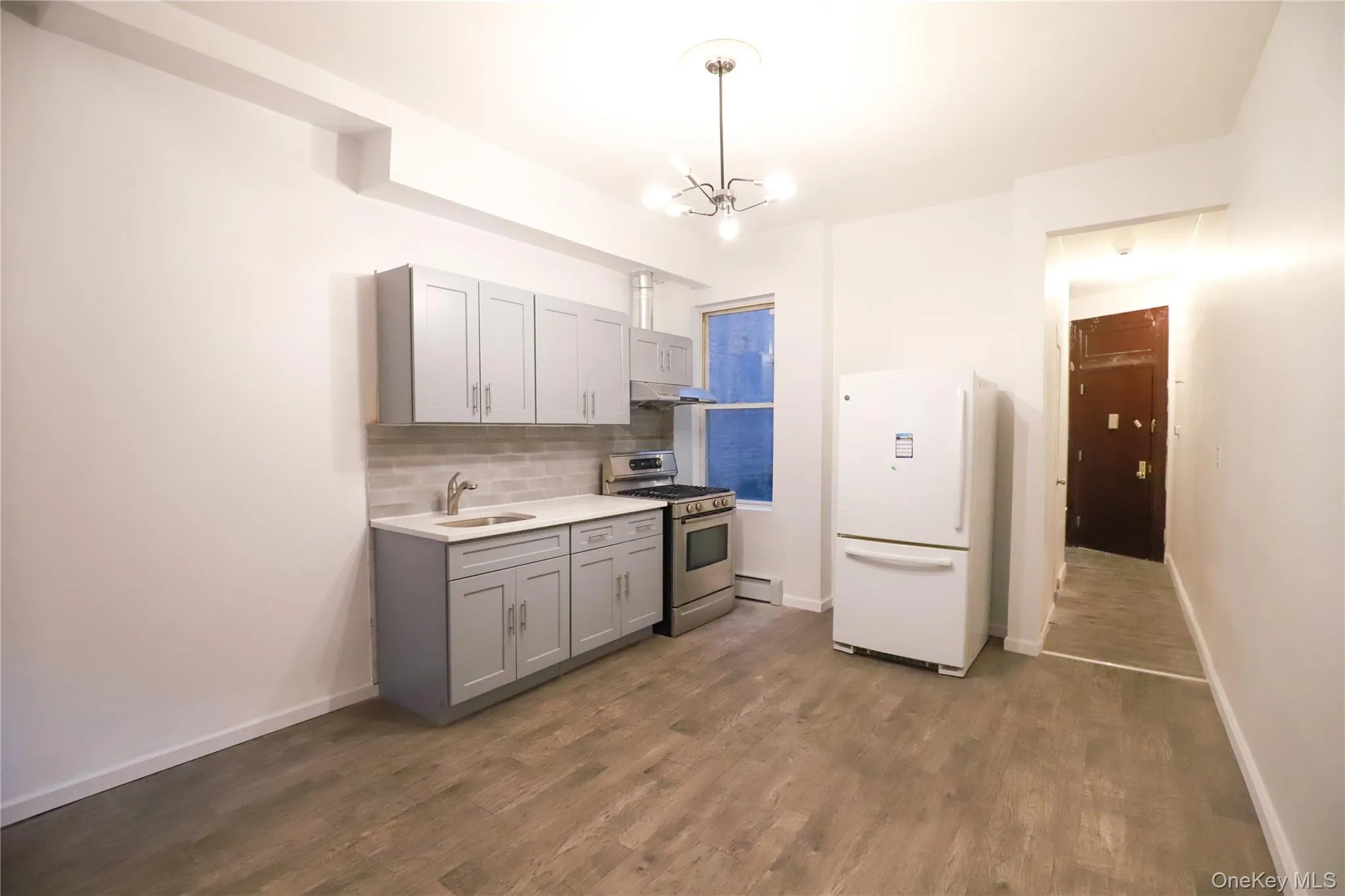 72-08 Forest Avenue, New York, NY, 3 Bedrooms Bedrooms, 5 Rooms Rooms,1 BathroomBathrooms,Residential Lease,For Rent,Forest,0,967279 72-08 Forest Avenue, New York, NY, 3 Bedrooms Bedrooms, 5 Rooms Rooms,1 BathroomBathrooms,Residential Lease,For Rent,Forest,0,967279