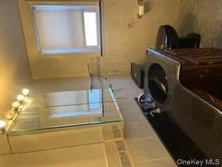 90-24 Spritz Road, New York, NY, 3 Bedrooms Bedrooms, 6 Rooms Rooms,1 BathroomBathrooms,Residential Lease,For Rent,Spritz,0,967300 90-24 Spritz Road, New York, NY, 3 Bedrooms Bedrooms, 6 Rooms Rooms,1 BathroomBathrooms,Residential Lease,For Rent,Spritz,0,967300