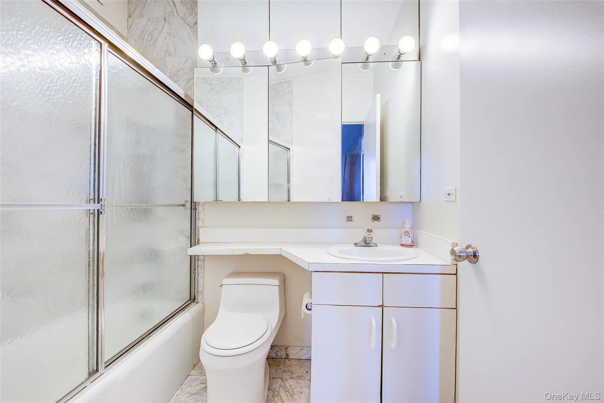 62-54 97th Place, New York, NY, 2 Bedrooms Bedrooms, 4 Rooms Rooms,2 BathroomsBathrooms,Residential,For Rent,97th,0,967308 62-54 97th Place, New York, NY, 2 Bedrooms Bedrooms, 4 Rooms Rooms,2 BathroomsBathrooms,Residential,For Rent,97th,0,967308