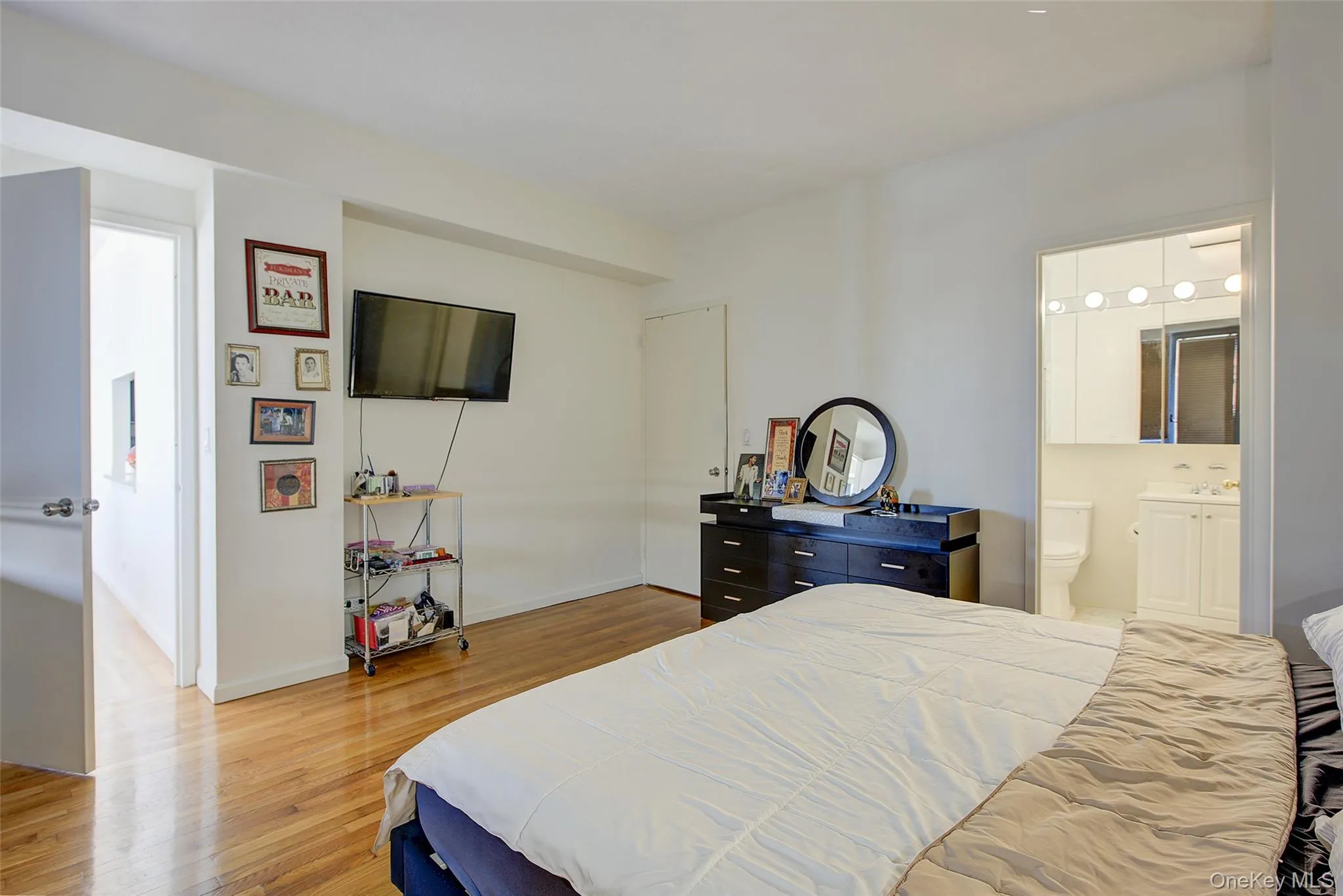 62-54 97th Place, New York, NY, 2 Bedrooms Bedrooms, 4 Rooms Rooms,2 BathroomsBathrooms,Residential,For Rent,97th,0,967308 62-54 97th Place, New York, NY, 2 Bedrooms Bedrooms, 4 Rooms Rooms,2 BathroomsBathrooms,Residential,For Rent,97th,0,967308