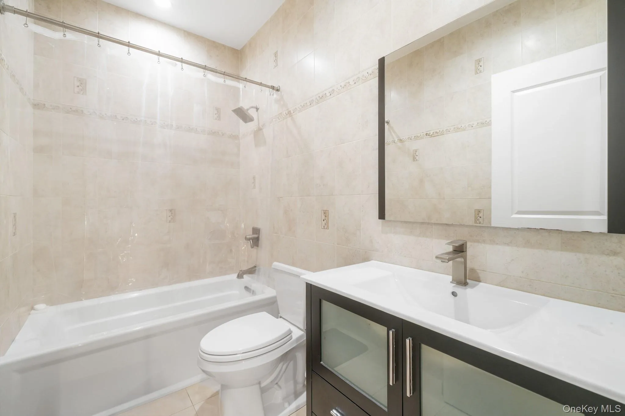 13 White Birch Drive, Ramapo, NY, 5 Bedrooms Bedrooms, 10 Rooms Rooms,4 BathroomsBathrooms,Residential Lease,For Rent,White Birch,0,967316 13 White Birch Drive, Ramapo, NY, 5 Bedrooms Bedrooms, 10 Rooms Rooms,4 BathroomsBathrooms,Residential Lease,For Rent,White Birch,0,967316