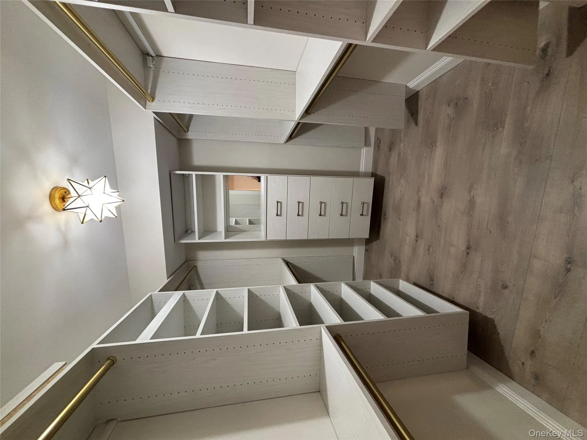 100 Cuttermill Road, North Hempstead, NY, 2 Bedrooms Bedrooms, 5 Rooms Rooms,2 BathroomsBathrooms,Residential Lease,For Rent,Cuttermill,0,967317 100 Cuttermill Road, North Hempstead, NY, 2 Bedrooms Bedrooms, 5 Rooms Rooms,2 BathroomsBathrooms,Residential Lease,For Rent,Cuttermill,0,967317