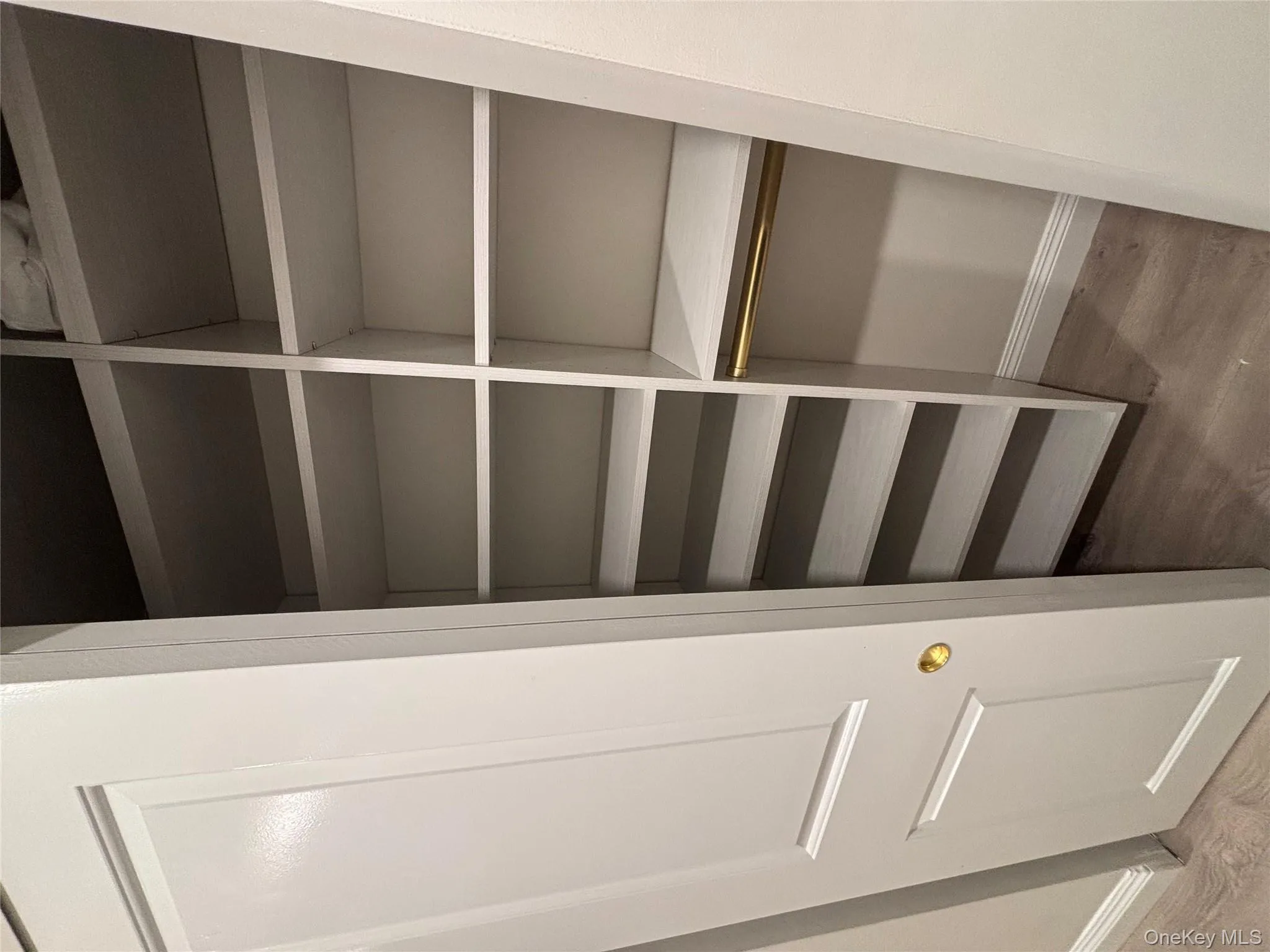 100 Cuttermill Road, North Hempstead, NY, 2 Bedrooms Bedrooms, 5 Rooms Rooms,2 BathroomsBathrooms,Residential Lease,For Rent,Cuttermill,0,967317 100 Cuttermill Road, North Hempstead, NY, 2 Bedrooms Bedrooms, 5 Rooms Rooms,2 BathroomsBathrooms,Residential Lease,For Rent,Cuttermill,0,967317