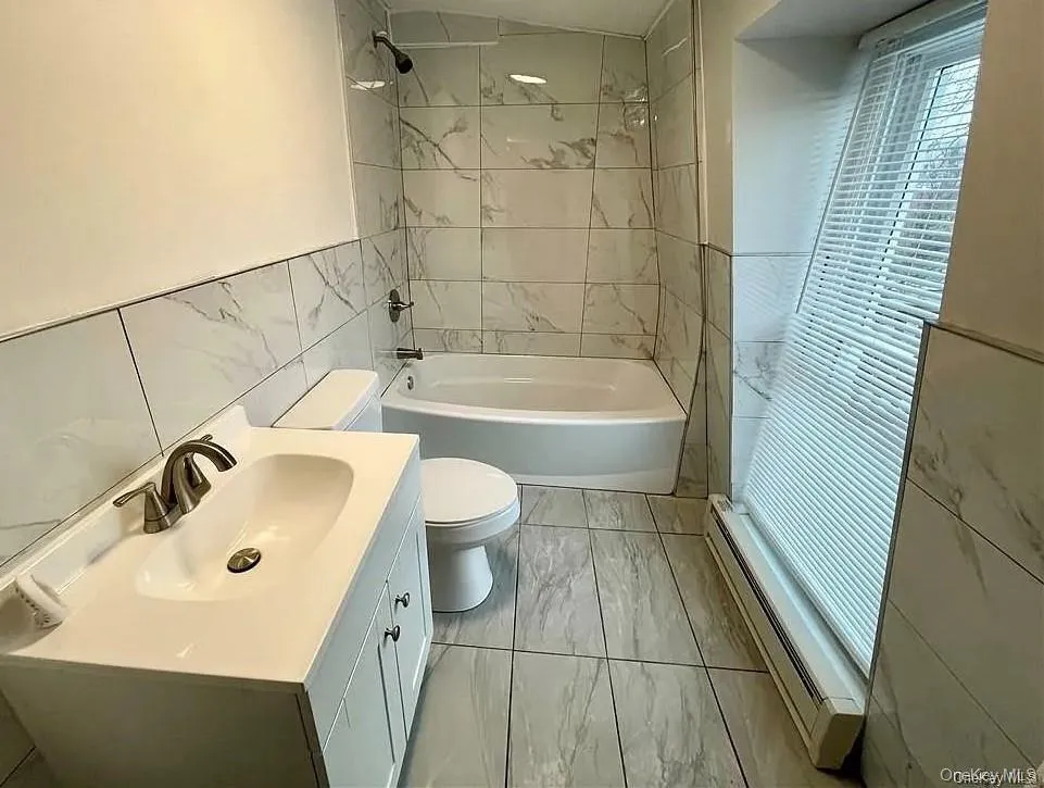 51 Greenwich Avenue, Goshen, NY, 2 Bedrooms Bedrooms, 4 Rooms Rooms,2 BathroomsBathrooms,Residential Lease,For Rent,Greenwich,0,967334 51 Greenwich Avenue, Goshen, NY, 2 Bedrooms Bedrooms, 4 Rooms Rooms,2 BathroomsBathrooms,Residential Lease,For Rent,Greenwich,0,967334