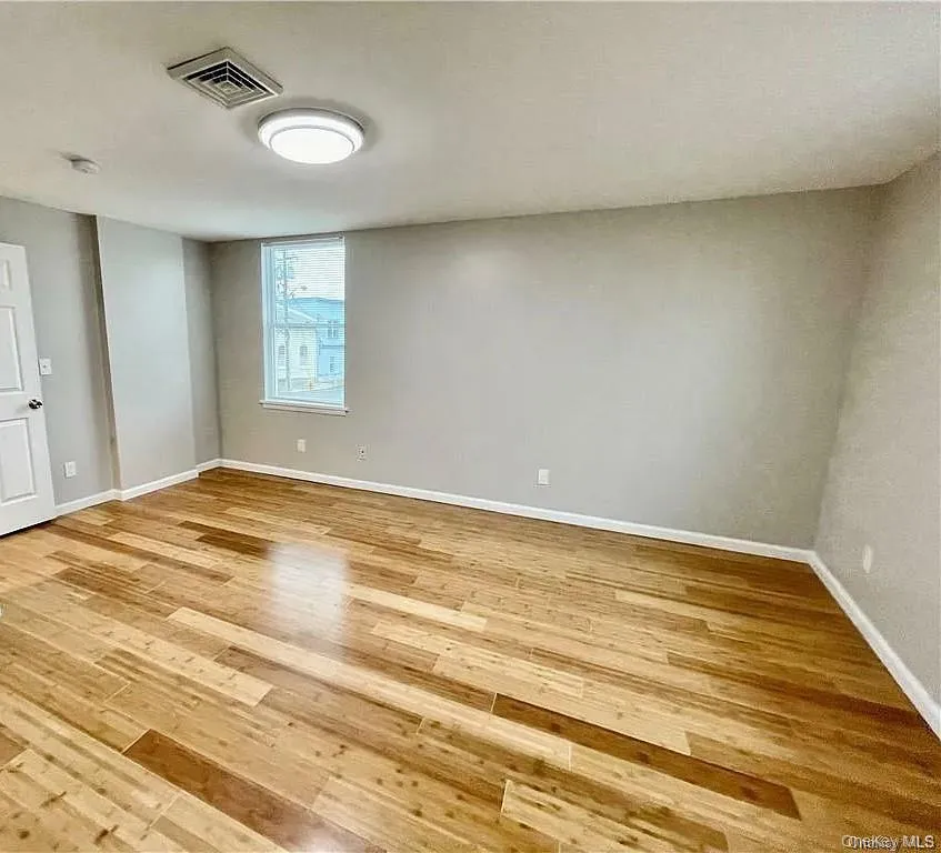 51 Greenwich Avenue, Goshen, NY, 2 Bedrooms Bedrooms, 4 Rooms Rooms,2 BathroomsBathrooms,Residential Lease,For Rent,Greenwich,0,967334 51 Greenwich Avenue, Goshen, NY, 2 Bedrooms Bedrooms, 4 Rooms Rooms,2 BathroomsBathrooms,Residential Lease,For Rent,Greenwich,0,967334