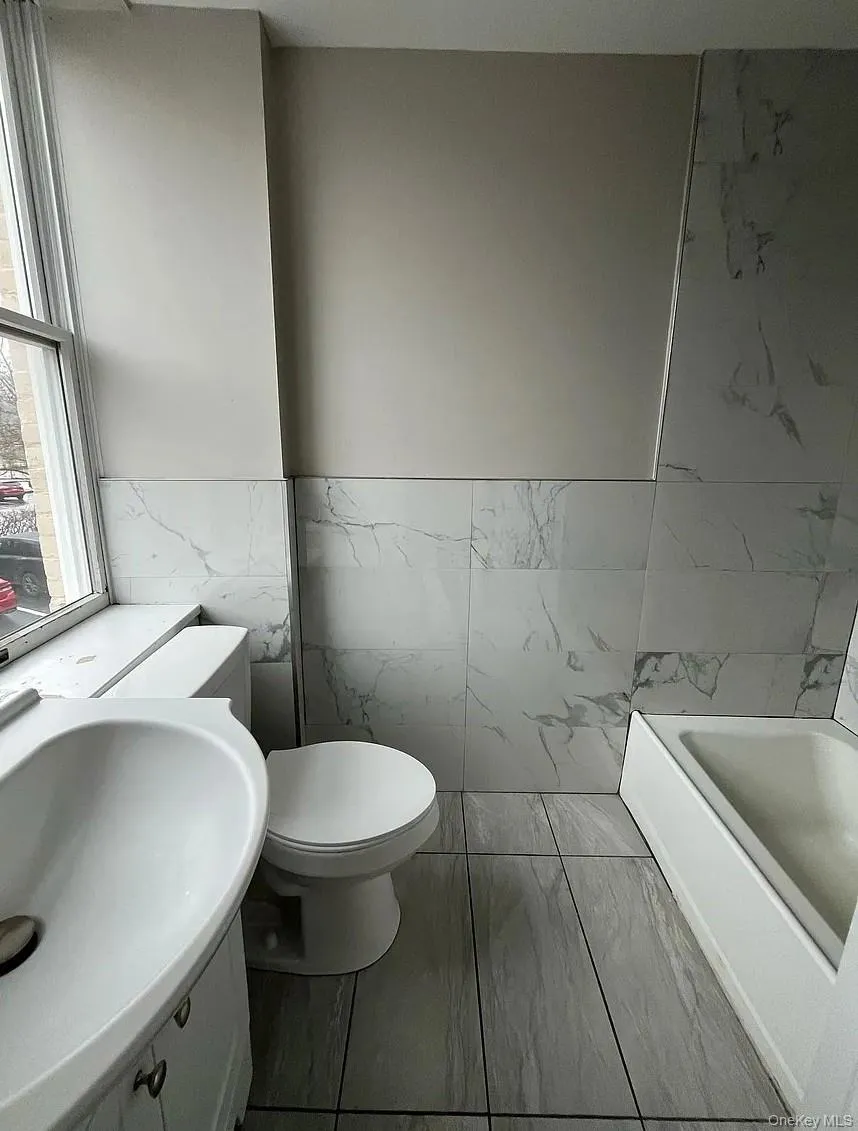 51 Greenwich Avenue, Goshen, NY, 2 Bedrooms Bedrooms, 4 Rooms Rooms,2 BathroomsBathrooms,Residential Lease,For Rent,Greenwich,0,967334 51 Greenwich Avenue, Goshen, NY, 2 Bedrooms Bedrooms, 4 Rooms Rooms,2 BathroomsBathrooms,Residential Lease,For Rent,Greenwich,0,967334