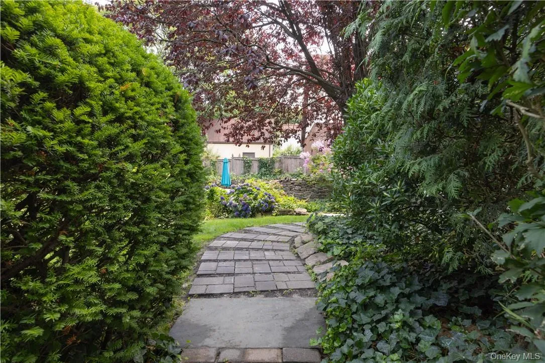 View of yard View of yard