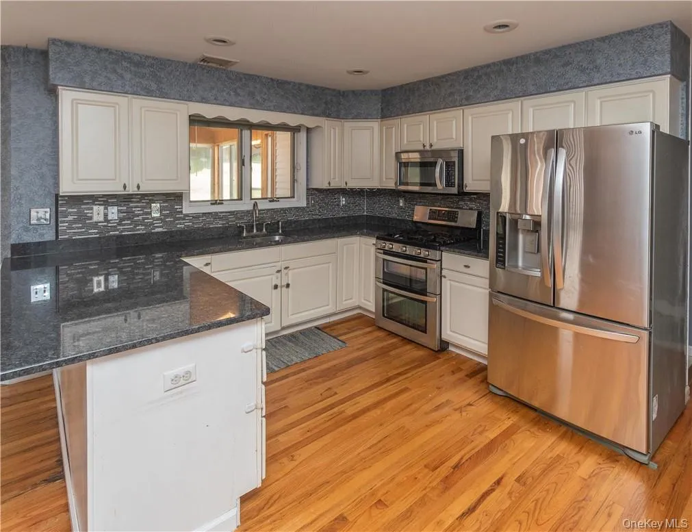 11 Peterson Road, Monroe, NY, 4 Bedrooms Bedrooms, 9 Rooms Rooms,2 BathroomsBathrooms,Residential Lease,For Rent,Peterson,0,967359 11 Peterson Road, Monroe, NY, 4 Bedrooms Bedrooms, 9 Rooms Rooms,2 BathroomsBathrooms,Residential Lease,For Rent,Peterson,0,967359