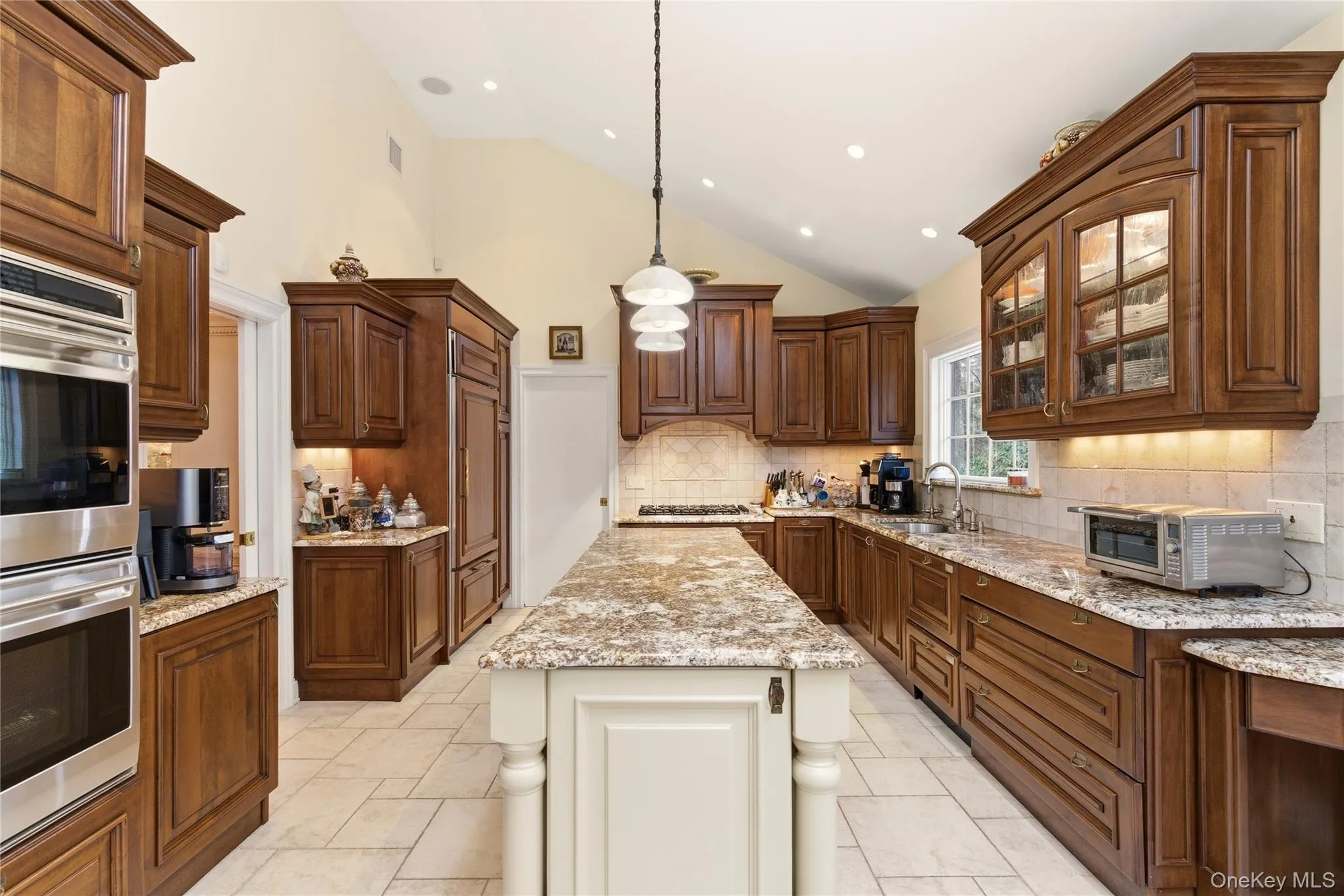 1017 Friendly Road, Oyster Bay, NY, 4 Bedrooms Bedrooms, 9 Rooms Rooms,3 BathroomsBathrooms,Residential,For Rent,Friendly,0,967360 1017 Friendly Road, Oyster Bay, NY, 4 Bedrooms Bedrooms, 9 Rooms Rooms,3 BathroomsBathrooms,Residential,For Rent,Friendly,0,967360