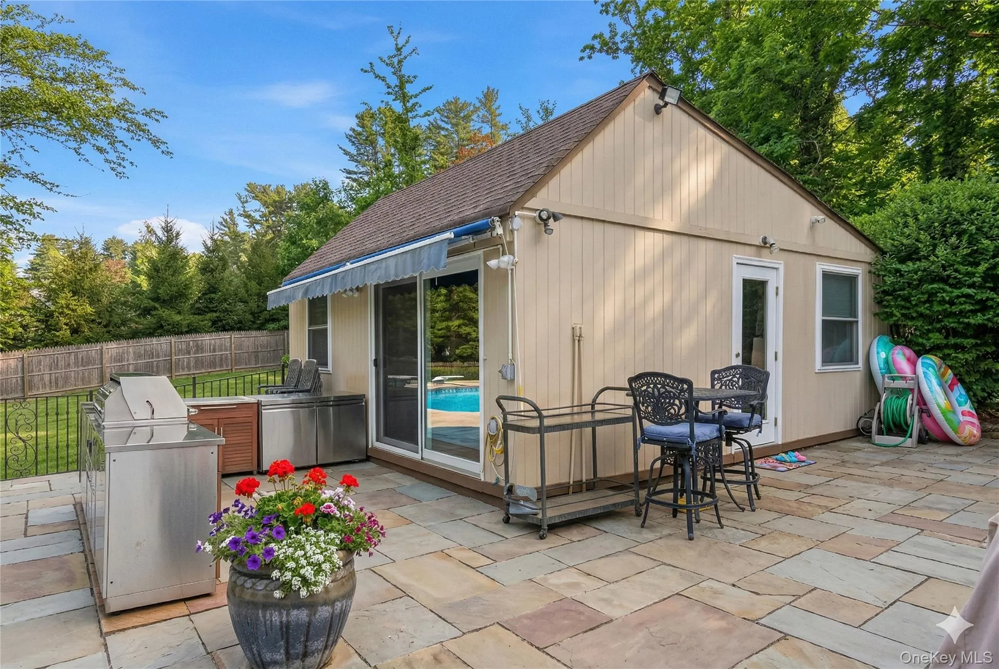1017 Friendly Road, Oyster Bay, NY, 4 Bedrooms Bedrooms, 9 Rooms Rooms,3 BathroomsBathrooms,Residential,For Rent,Friendly,0,967360 1017 Friendly Road, Oyster Bay, NY, 4 Bedrooms Bedrooms, 9 Rooms Rooms,3 BathroomsBathrooms,Residential,For Rent,Friendly,0,967360