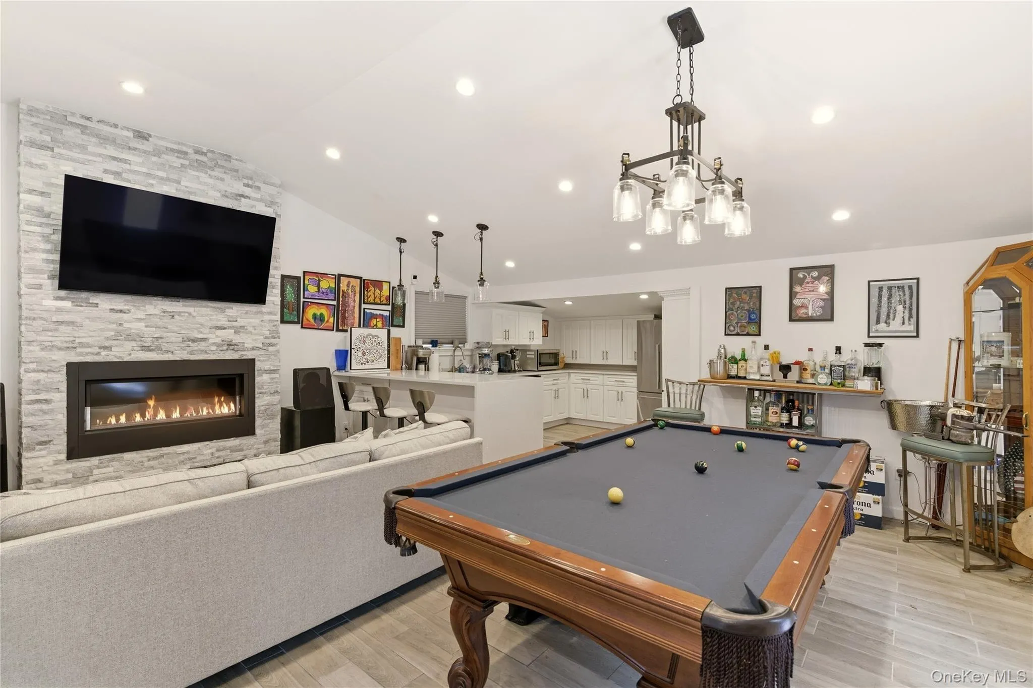 1017 Friendly Road, Oyster Bay, NY, 4 Bedrooms Bedrooms, 9 Rooms Rooms,3 BathroomsBathrooms,Residential,For Rent,Friendly,0,967360 1017 Friendly Road, Oyster Bay, NY, 4 Bedrooms Bedrooms, 9 Rooms Rooms,3 BathroomsBathrooms,Residential,For Rent,Friendly,0,967360