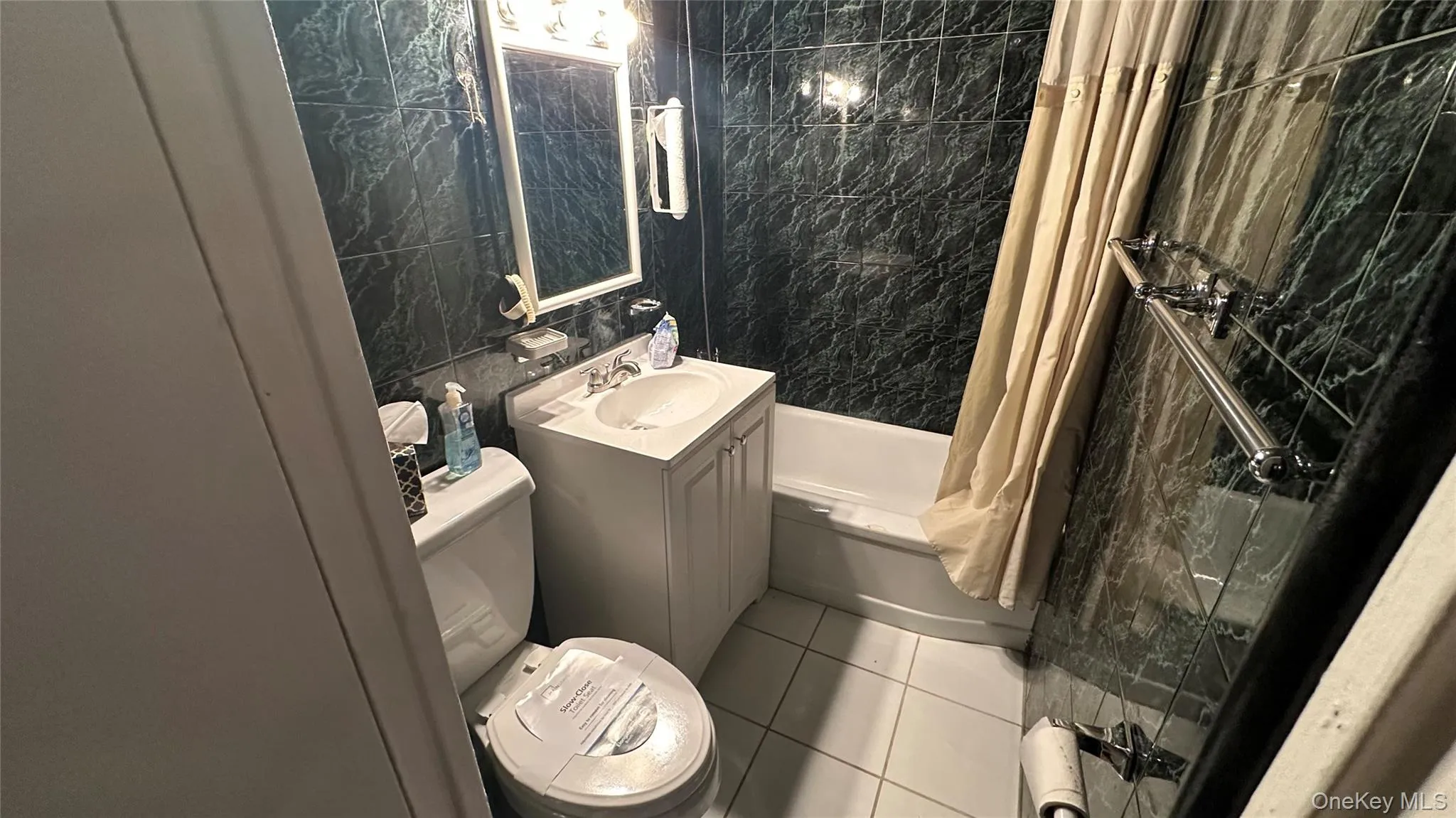 98-10 64th Avenue, New York, NY, 3 Rooms Rooms,1 BathroomBathrooms,Residential,For Rent,64th Avenue,0,967361 98-10 64th Avenue, New York, NY, 3 Rooms Rooms,1 BathroomBathrooms,Residential,For Rent,64th Avenue,0,967361
