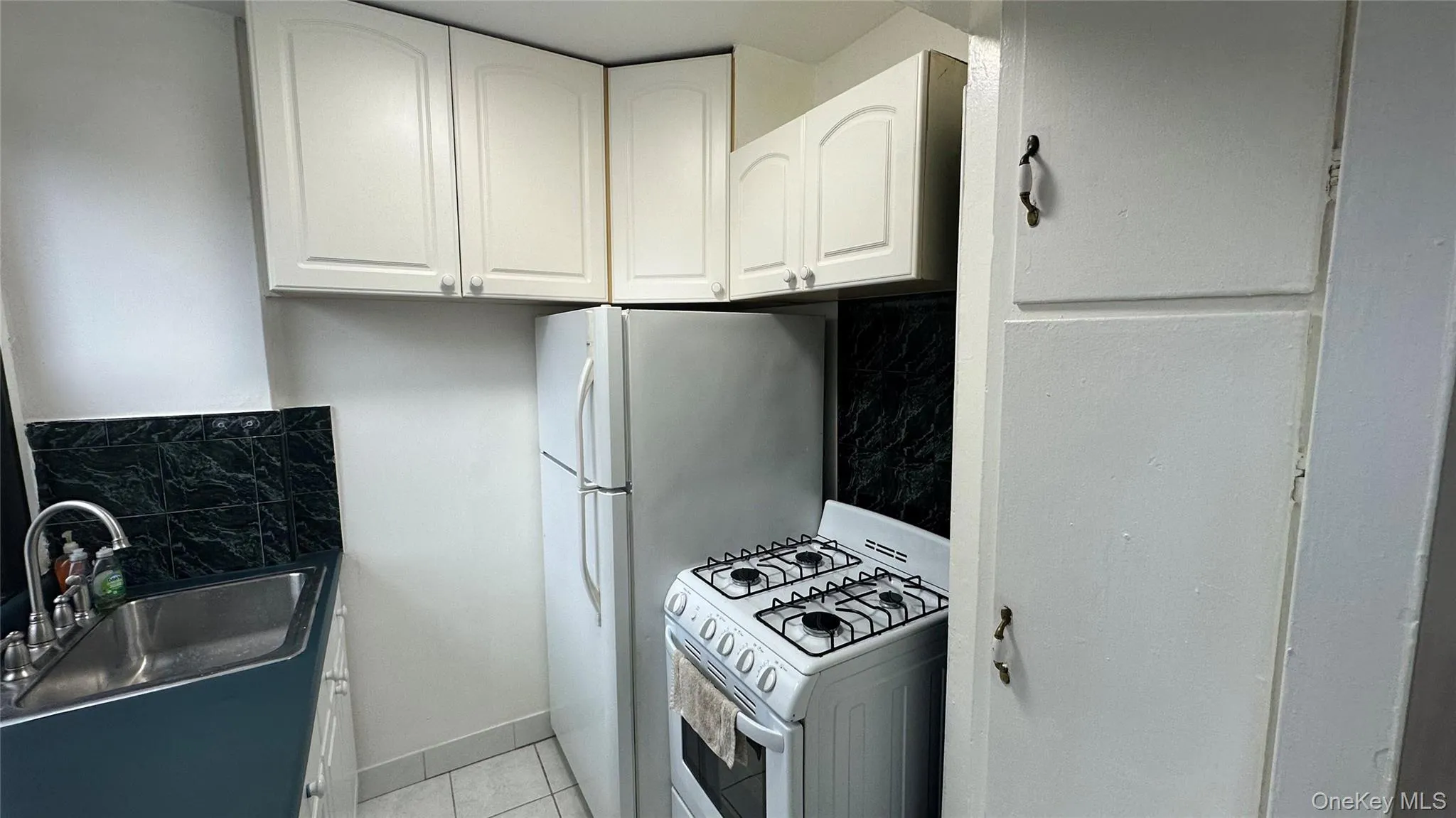 98-10 64th Avenue, New York, NY, 3 Rooms Rooms,1 BathroomBathrooms,Residential,For Rent,64th Avenue,0,967361 98-10 64th Avenue, New York, NY, 3 Rooms Rooms,1 BathroomBathrooms,Residential,For Rent,64th Avenue,0,967361