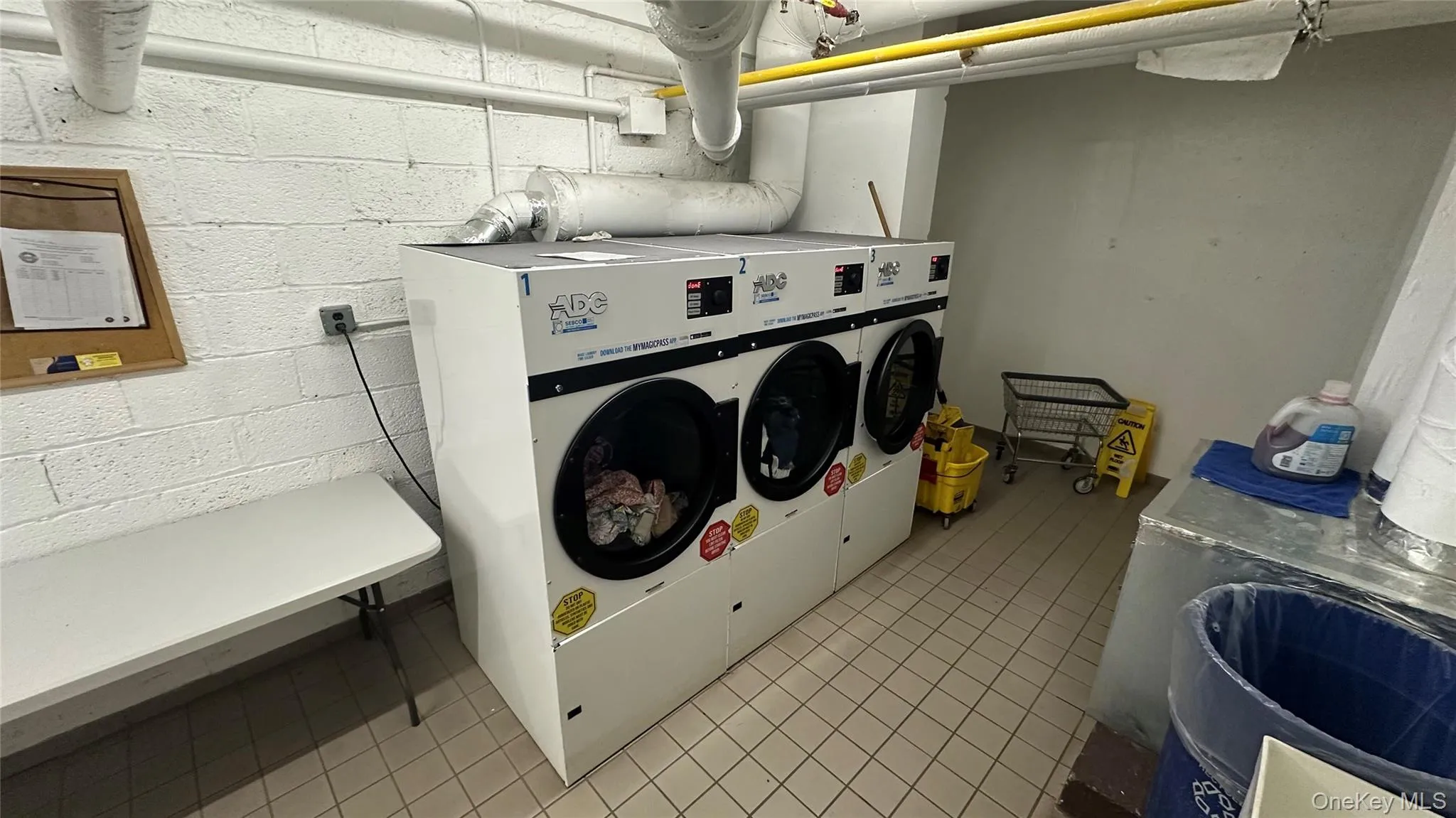 98-10 64th Avenue, New York, NY, 3 Rooms Rooms,1 BathroomBathrooms,Residential,For Rent,64th Avenue,0,967361 98-10 64th Avenue, New York, NY, 3 Rooms Rooms,1 BathroomBathrooms,Residential,For Rent,64th Avenue,0,967361