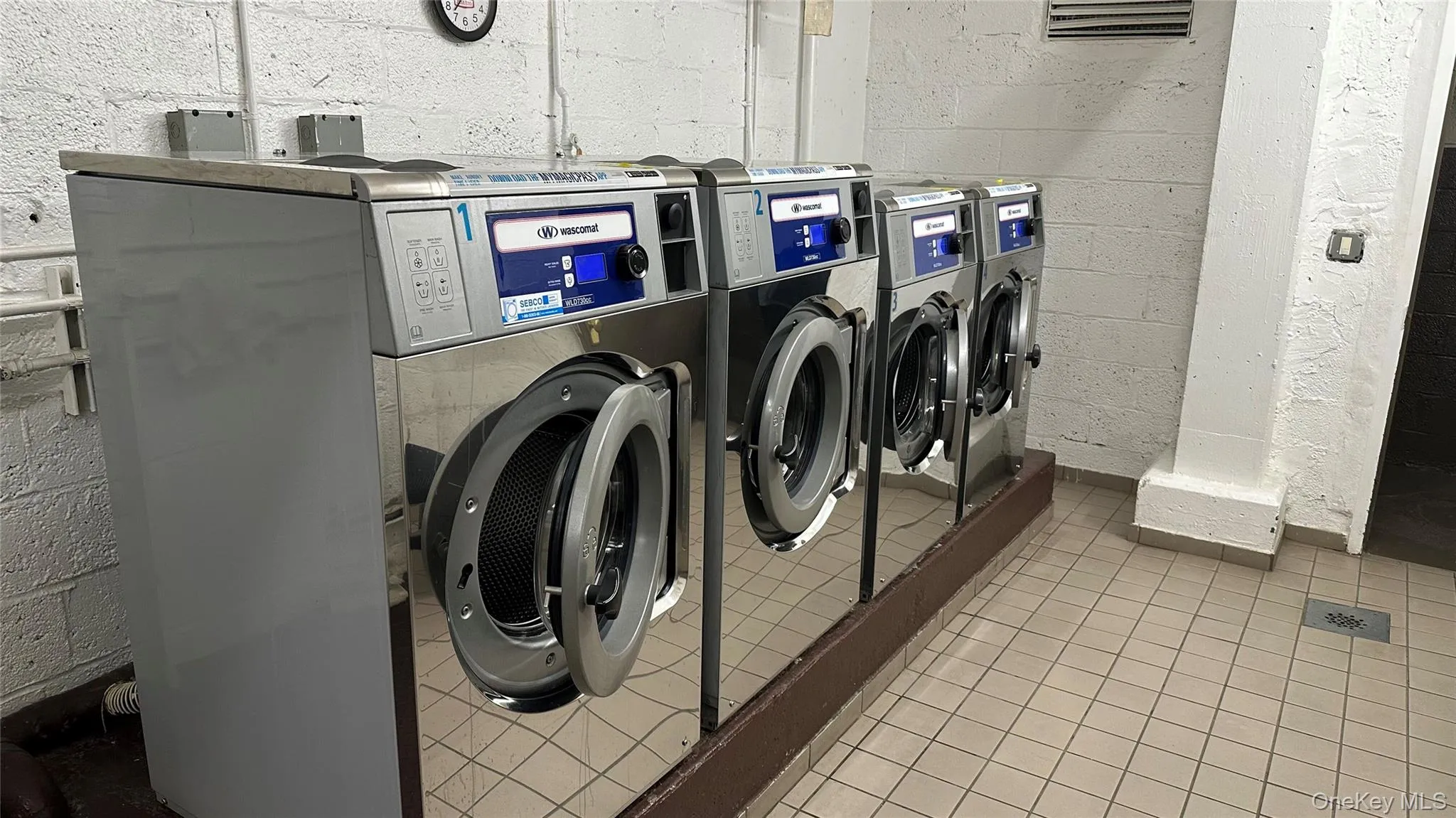 98-10 64th Avenue, New York, NY, 3 Rooms Rooms,1 BathroomBathrooms,Residential,For Rent,64th Avenue,0,967361 98-10 64th Avenue, New York, NY, 3 Rooms Rooms,1 BathroomBathrooms,Residential,For Rent,64th Avenue,0,967361