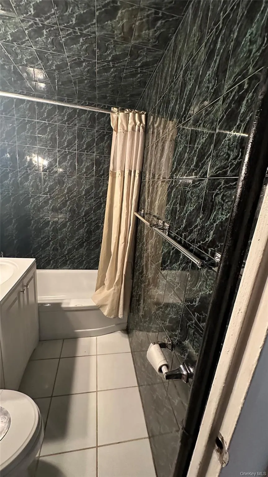 98-10 64th Avenue, New York, NY, 3 Rooms Rooms,1 BathroomBathrooms,Residential,For Rent,64th Avenue,0,967361 98-10 64th Avenue, New York, NY, 3 Rooms Rooms,1 BathroomBathrooms,Residential,For Rent,64th Avenue,0,967361