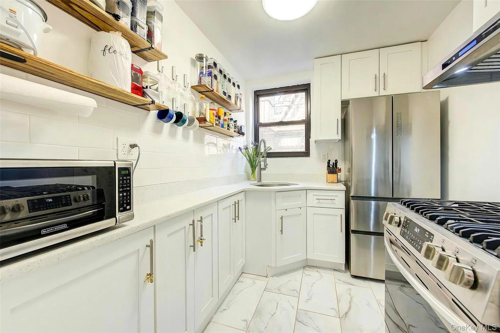 83-30 Vietor Avenue, New York, NY, 1 Bedroom Bedrooms, 4 Rooms Rooms,1 BathroomBathrooms,Residential,For Rent,Vietor,0,967394 83-30 Vietor Avenue, New York, NY, 1 Bedroom Bedrooms, 4 Rooms Rooms,1 BathroomBathrooms,Residential,For Rent,Vietor,0,967394