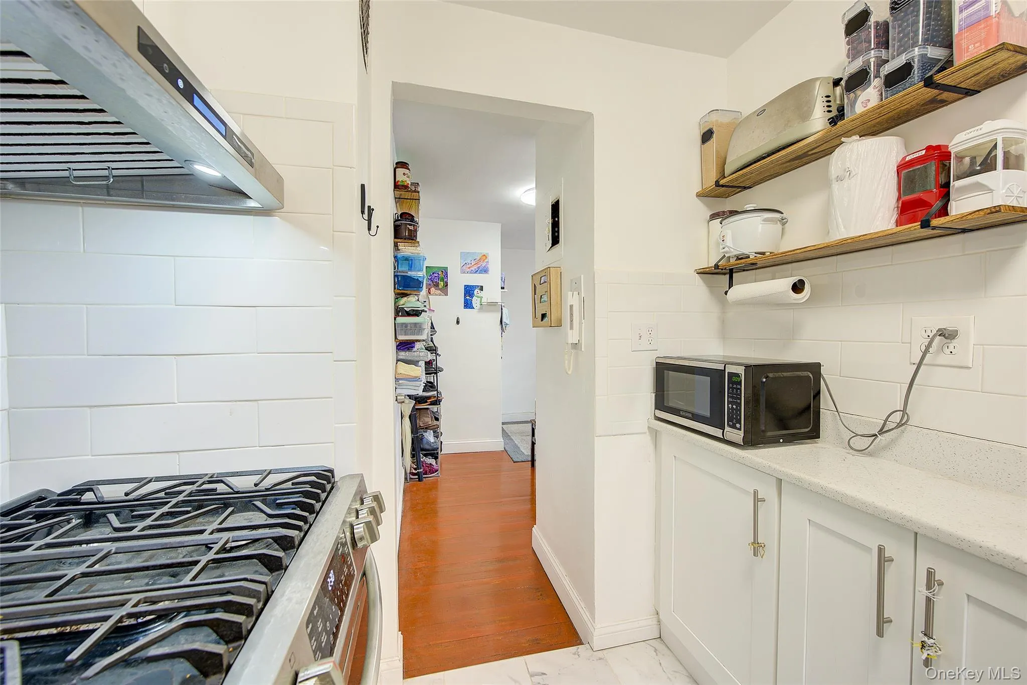83-30 Vietor Avenue, New York, NY, 1 Bedroom Bedrooms, 4 Rooms Rooms,1 BathroomBathrooms,Residential,For Rent,Vietor,0,967394 83-30 Vietor Avenue, New York, NY, 1 Bedroom Bedrooms, 4 Rooms Rooms,1 BathroomBathrooms,Residential,For Rent,Vietor,0,967394