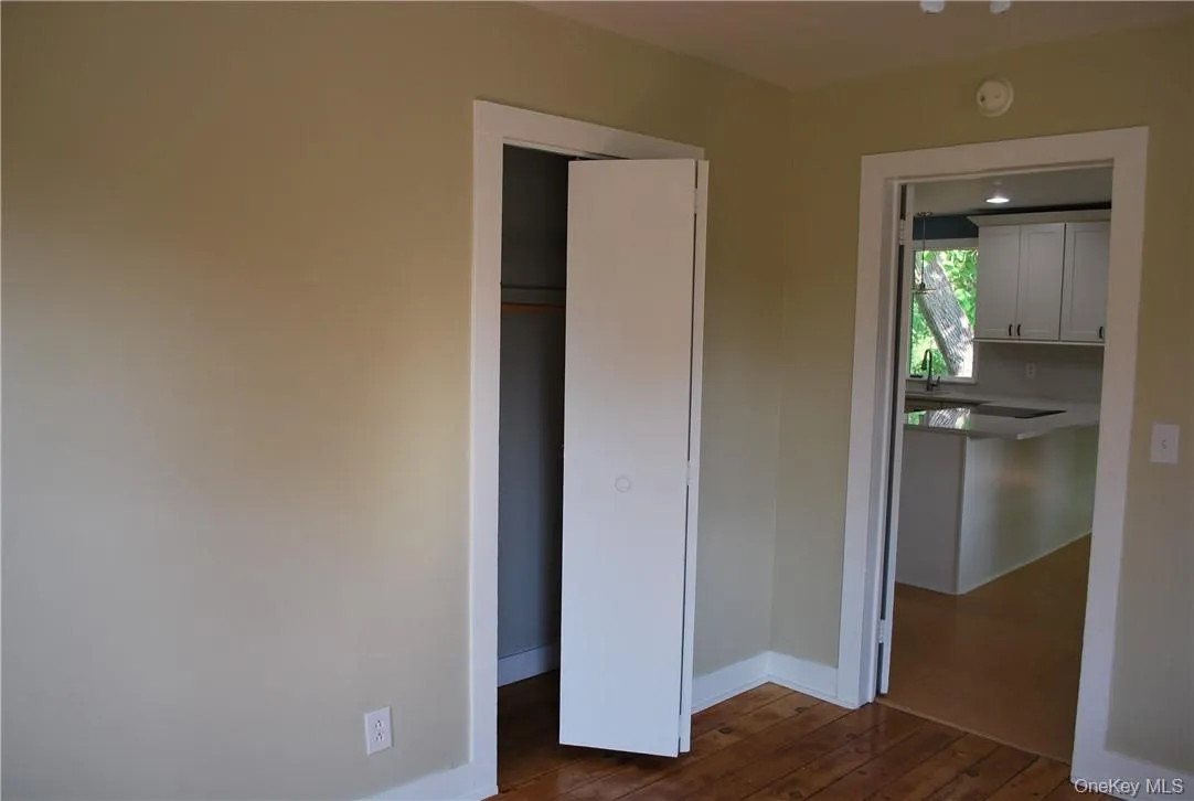 2nd bedroom 2nd flr 2nd bedroom 2nd flr