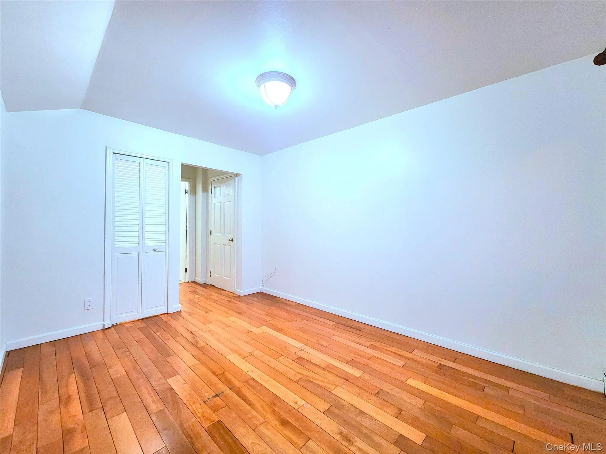 14018 33rd Avenue, New York, NY, 3 Bedrooms Bedrooms, 7 Rooms Rooms,2 BathroomsBathrooms,Residential Lease,For Rent,33rd,0,967398 14018 33rd Avenue, New York, NY, 3 Bedrooms Bedrooms, 7 Rooms Rooms,2 BathroomsBathrooms,Residential Lease,For Rent,33rd,0,967398