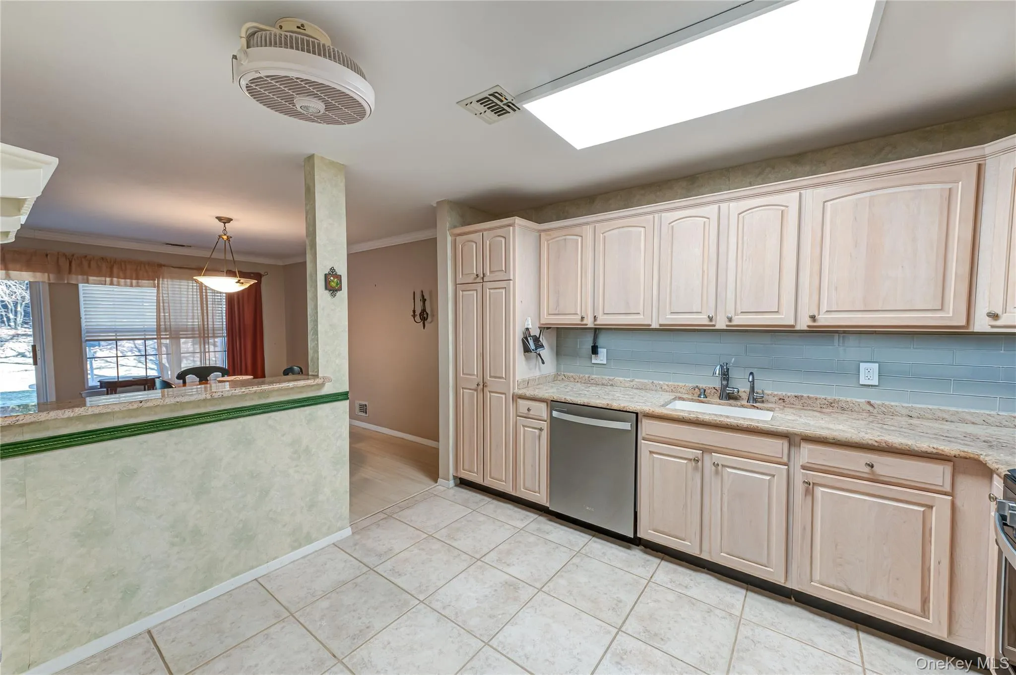 210 Erik Drive, Brookhaven, NY, 2 Bedrooms Bedrooms, 5 Rooms Rooms,2 BathroomsBathrooms,Residential,For Rent,Erik,0,967426 210 Erik Drive, Brookhaven, NY, 2 Bedrooms Bedrooms, 5 Rooms Rooms,2 BathroomsBathrooms,Residential,For Rent,Erik,0,967426