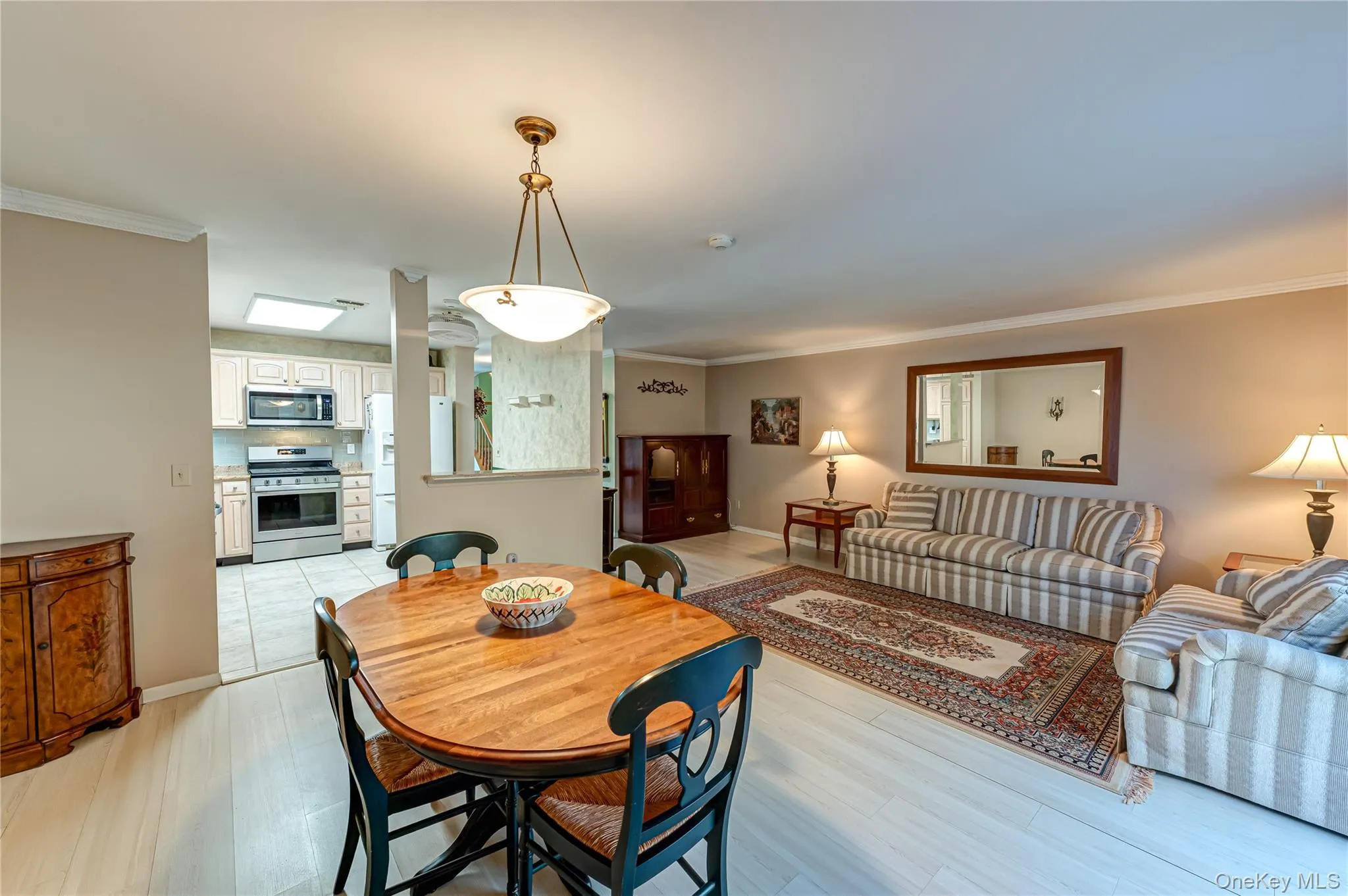 210 Erik Drive, Brookhaven, NY, 2 Bedrooms Bedrooms, 5 Rooms Rooms,2 BathroomsBathrooms,Residential,For Rent,Erik,0,967426 210 Erik Drive, Brookhaven, NY, 2 Bedrooms Bedrooms, 5 Rooms Rooms,2 BathroomsBathrooms,Residential,For Rent,Erik,0,967426