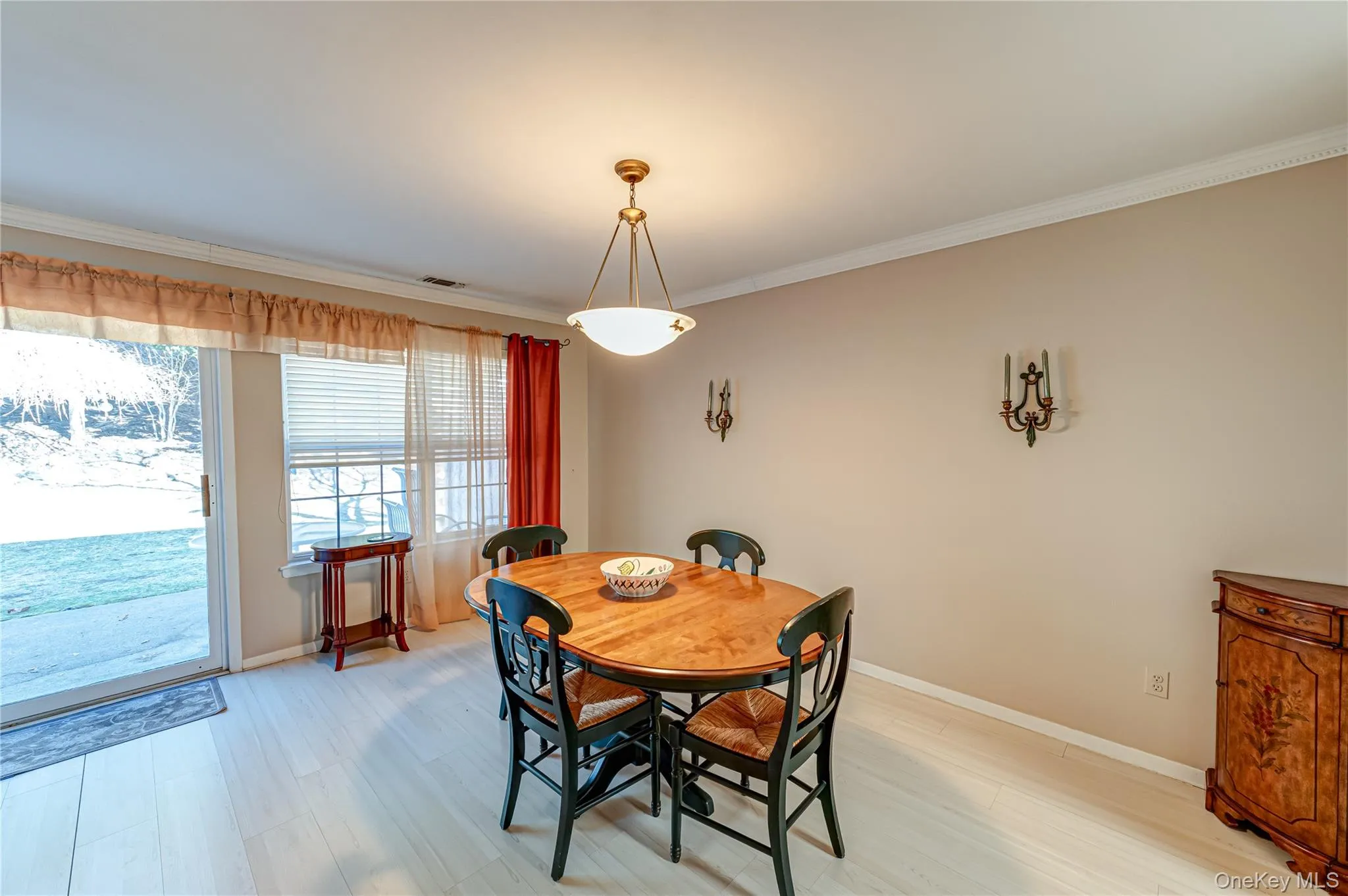 210 Erik Drive, Brookhaven, NY, 2 Bedrooms Bedrooms, 5 Rooms Rooms,2 BathroomsBathrooms,Residential,For Rent,Erik,0,967426 210 Erik Drive, Brookhaven, NY, 2 Bedrooms Bedrooms, 5 Rooms Rooms,2 BathroomsBathrooms,Residential,For Rent,Erik,0,967426