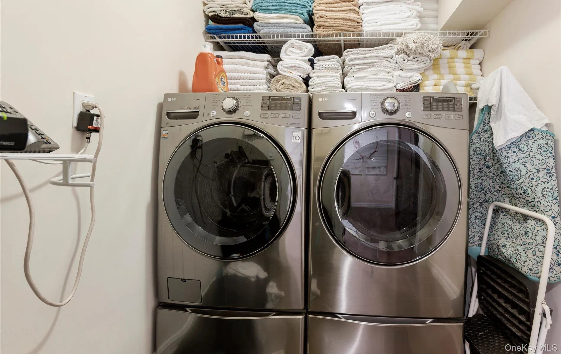 847b Broadway, Long Beach, NY, 3 Bedrooms Bedrooms, 8 Rooms Rooms,3 BathroomsBathrooms,Residential Lease,For Rent,Broadway,0,967466 847b Broadway, Long Beach, NY, 3 Bedrooms Bedrooms, 8 Rooms Rooms,3 BathroomsBathrooms,Residential Lease,For Rent,Broadway,0,967466