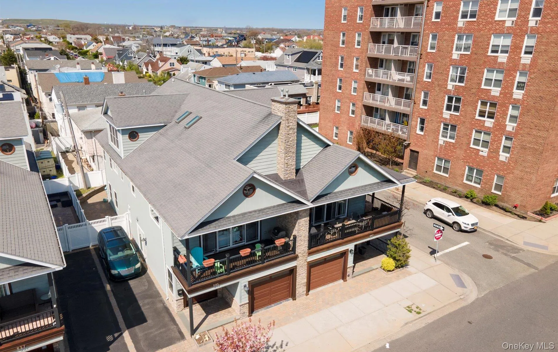 847b Broadway, Long Beach, NY, 3 Bedrooms Bedrooms, 8 Rooms Rooms,3 BathroomsBathrooms,Residential Lease,For Rent,Broadway,0,967466 847b Broadway, Long Beach, NY, 3 Bedrooms Bedrooms, 8 Rooms Rooms,3 BathroomsBathrooms,Residential Lease,For Rent,Broadway,0,967466