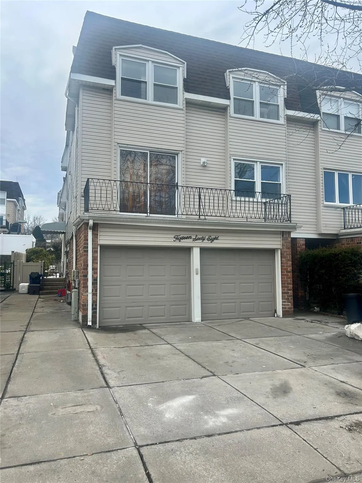 15-68 216th Street, New York, NY, 3 Bedrooms Bedrooms, 6 Rooms Rooms,2 BathroomsBathrooms,Residential Lease,For Rent,216th,0,967468 15-68 216th Street, New York, NY, 3 Bedrooms Bedrooms, 6 Rooms Rooms,2 BathroomsBathrooms,Residential Lease,For Rent,216th,0,967468