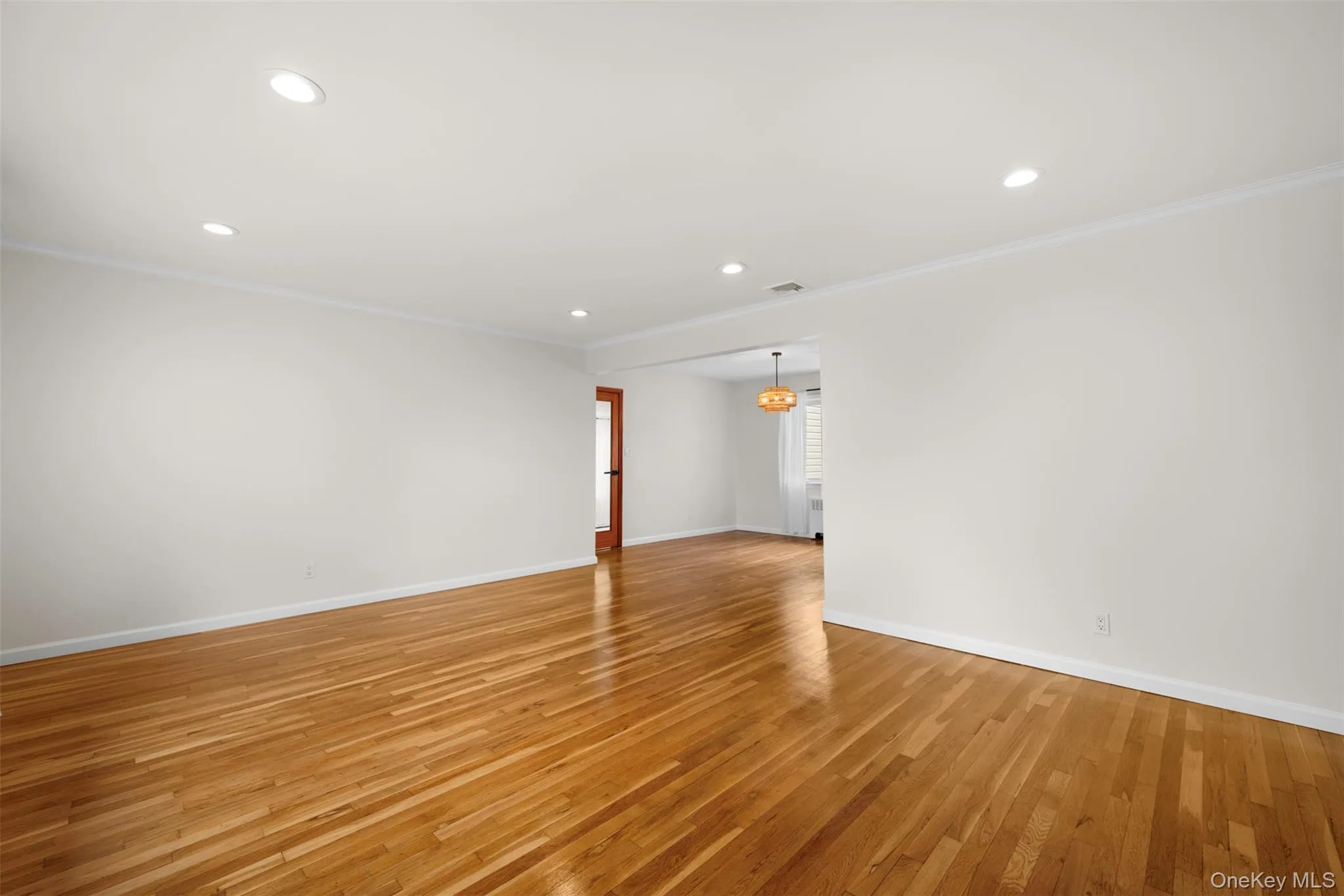 2716 Hewlett Avenue, Hempstead, NY, 3 Bedrooms Bedrooms, 7 Rooms Rooms,2 BathroomsBathrooms,Residential,For Rent,Hewlett,0,967481 2716 Hewlett Avenue, Hempstead, NY, 3 Bedrooms Bedrooms, 7 Rooms Rooms,2 BathroomsBathrooms,Residential,For Rent,Hewlett,0,967481