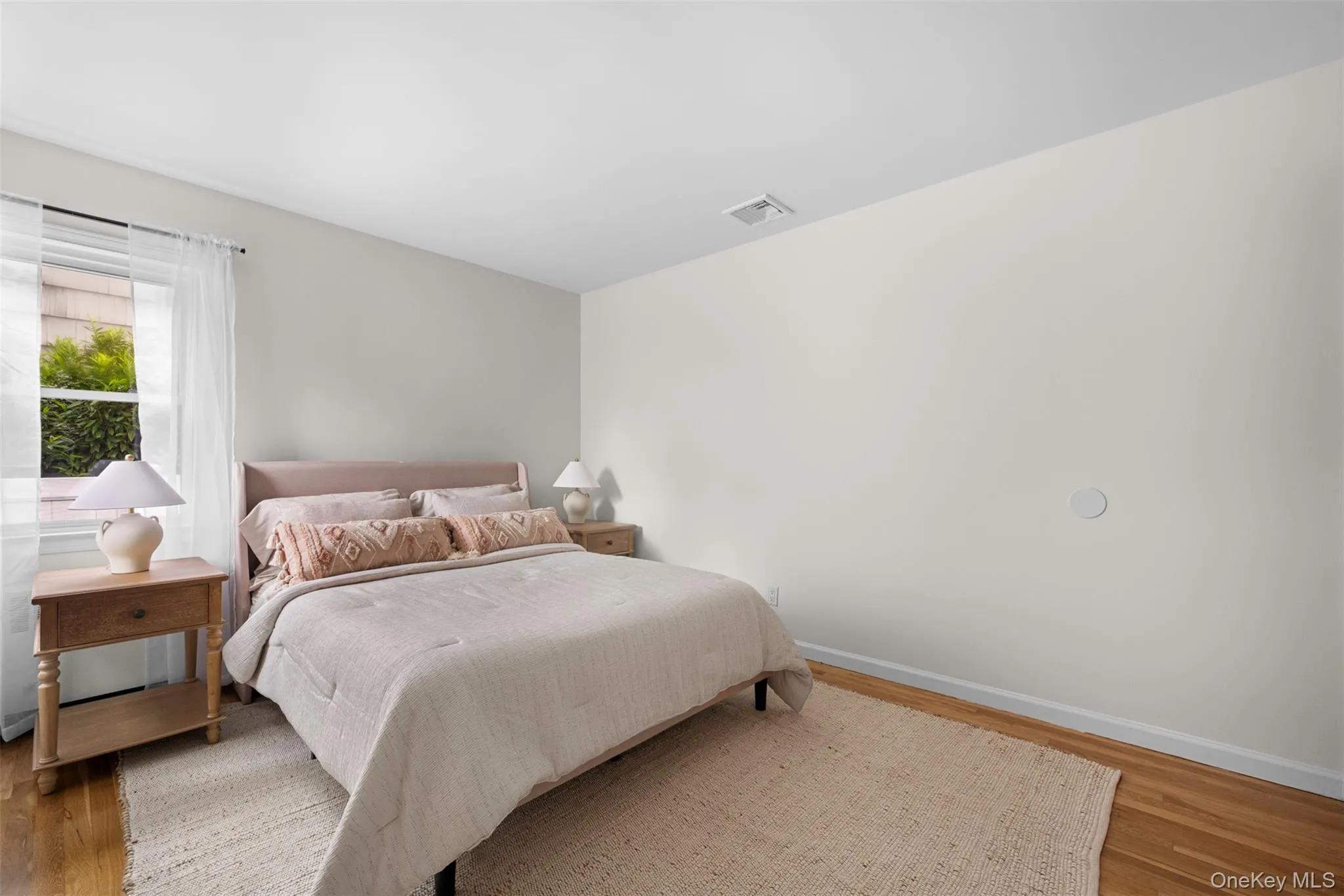 2716 Hewlett Avenue, Hempstead, NY, 3 Bedrooms Bedrooms, 7 Rooms Rooms,2 BathroomsBathrooms,Residential,For Rent,Hewlett,0,967481 2716 Hewlett Avenue, Hempstead, NY, 3 Bedrooms Bedrooms, 7 Rooms Rooms,2 BathroomsBathrooms,Residential,For Rent,Hewlett,0,967481