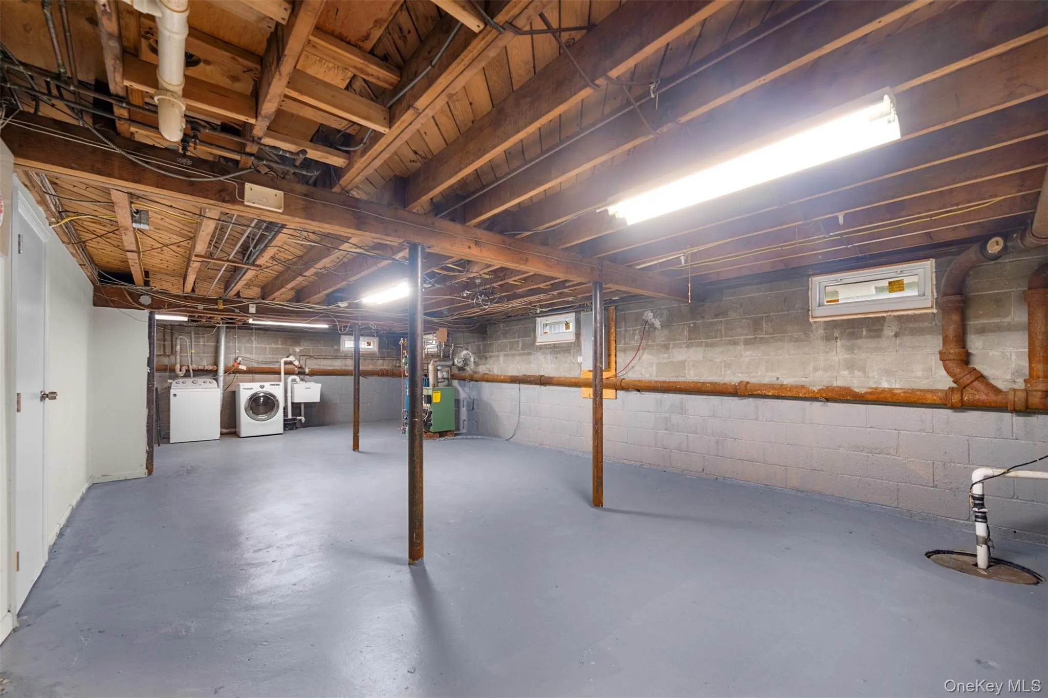2716 Hewlett Avenue, Hempstead, NY, 3 Bedrooms Bedrooms, 7 Rooms Rooms,2 BathroomsBathrooms,Residential,For Rent,Hewlett,0,967481 2716 Hewlett Avenue, Hempstead, NY, 3 Bedrooms Bedrooms, 7 Rooms Rooms,2 BathroomsBathrooms,Residential,For Rent,Hewlett,0,967481